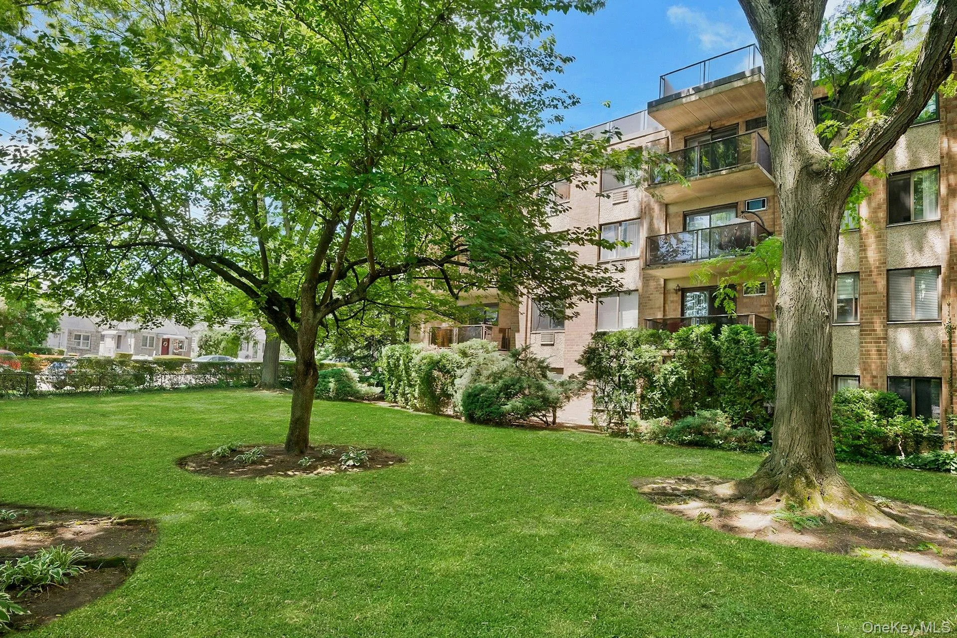1101 Midland Avenue, Yonkers, NY, 1 Bedroom Bedrooms, 3 Rooms Rooms,1 BathroomBathrooms,Residential,For Rent,Midland,0,1014165 1101 Midland Avenue, Yonkers, NY, 1 Bedroom Bedrooms, 3 Rooms Rooms,1 BathroomBathrooms,Residential,For Rent,Midland,0,1014165