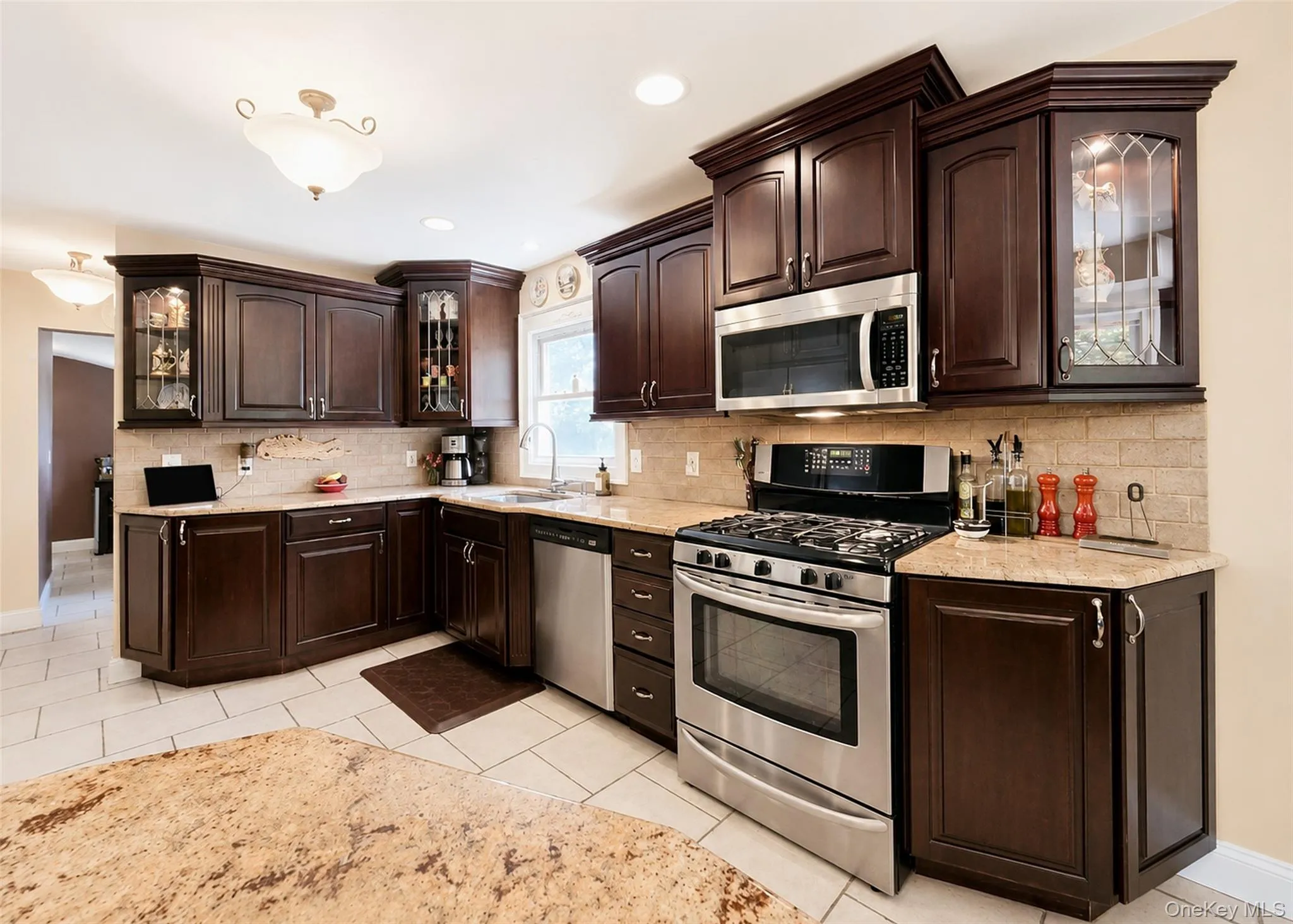 185 Tree Road, Brookhaven, NY, 3 Bedrooms Bedrooms, 8 Rooms Rooms,2 BathroomsBathrooms,Residential,For Rent,Tree,0,1014166 185 Tree Road, Brookhaven, NY, 3 Bedrooms Bedrooms, 8 Rooms Rooms,2 BathroomsBathrooms,Residential,For Rent,Tree,0,1014166