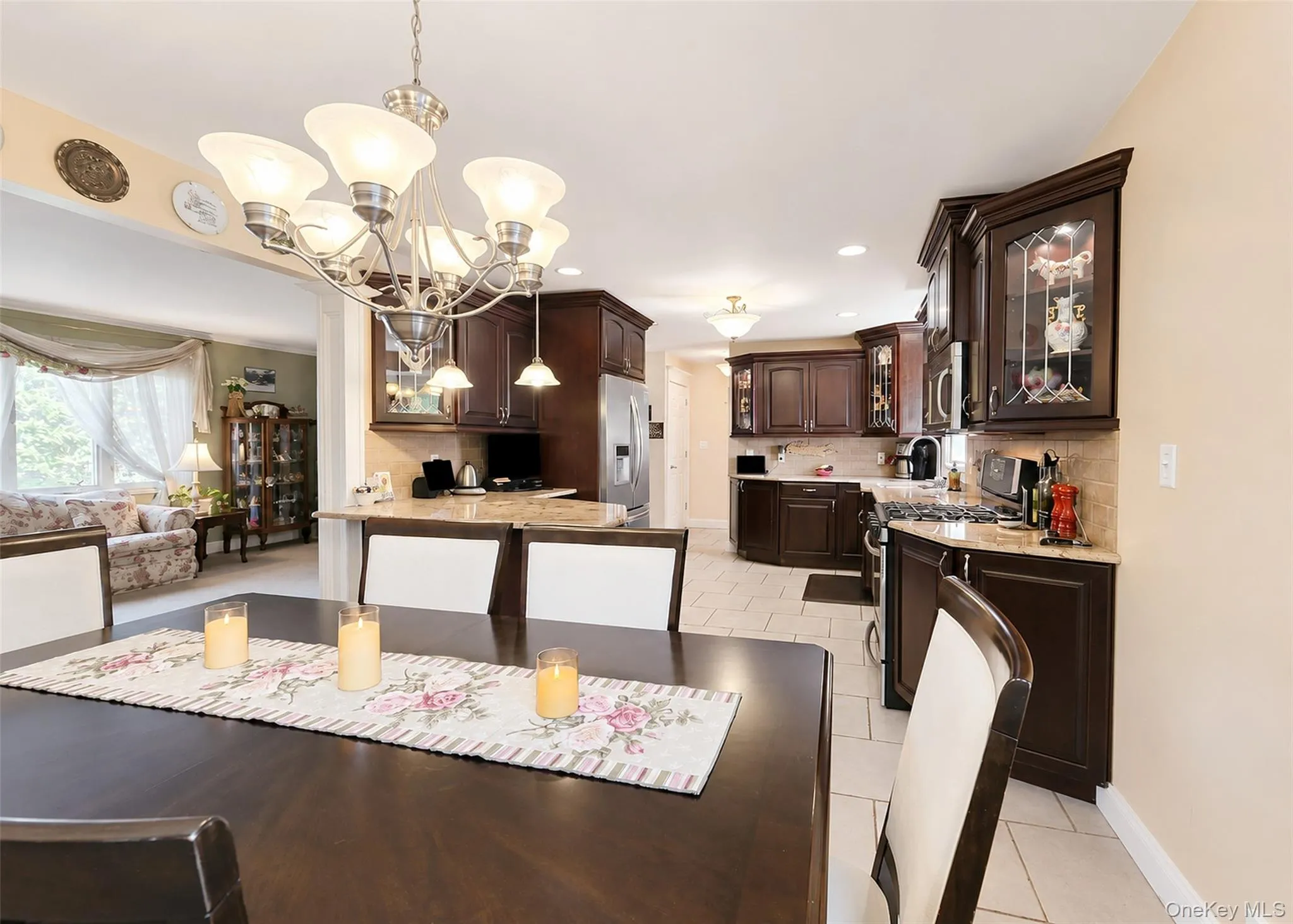 185 Tree Road, Brookhaven, NY, 3 Bedrooms Bedrooms, 8 Rooms Rooms,2 BathroomsBathrooms,Residential,For Rent,Tree,0,1014166 185 Tree Road, Brookhaven, NY, 3 Bedrooms Bedrooms, 8 Rooms Rooms,2 BathroomsBathrooms,Residential,For Rent,Tree,0,1014166