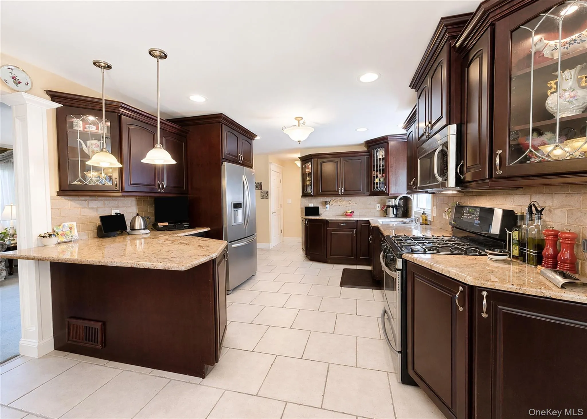 185 Tree Road, Brookhaven, NY, 3 Bedrooms Bedrooms, 8 Rooms Rooms,2 BathroomsBathrooms,Residential,For Rent,Tree,0,1014166 185 Tree Road, Brookhaven, NY, 3 Bedrooms Bedrooms, 8 Rooms Rooms,2 BathroomsBathrooms,Residential,For Rent,Tree,0,1014166