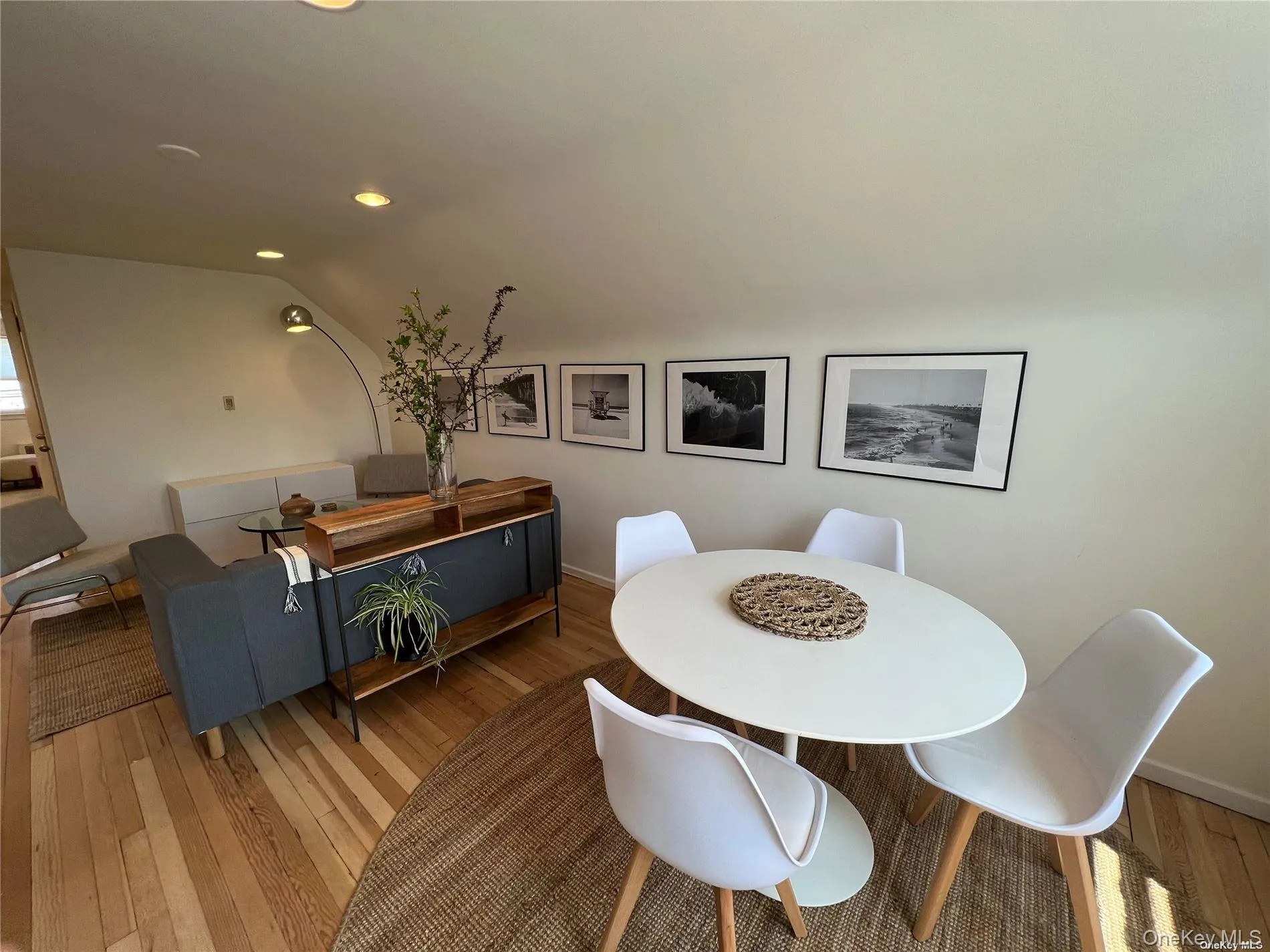545 Park Avenue, Long Beach, NY, 1 Bedroom Bedrooms, 4 Rooms Rooms,1 BathroomBathrooms,Residential Lease,For Rent,Park,0,1014168 545 Park Avenue, Long Beach, NY, 1 Bedroom Bedrooms, 4 Rooms Rooms,1 BathroomBathrooms,Residential Lease,For Rent,Park,0,1014168