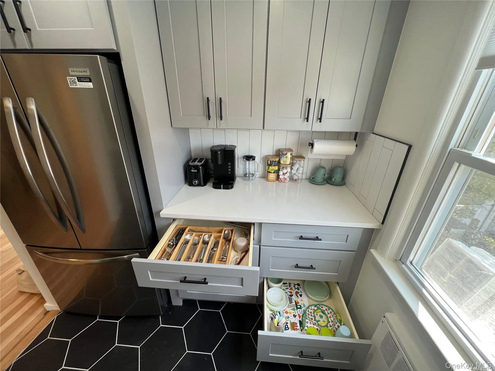 545 Park Avenue, Long Beach, NY, 1 Bedroom Bedrooms, 4 Rooms Rooms,1 BathroomBathrooms,Residential Lease,For Rent,Park,0,1014168 545 Park Avenue, Long Beach, NY, 1 Bedroom Bedrooms, 4 Rooms Rooms,1 BathroomBathrooms,Residential Lease,For Rent,Park,0,1014168