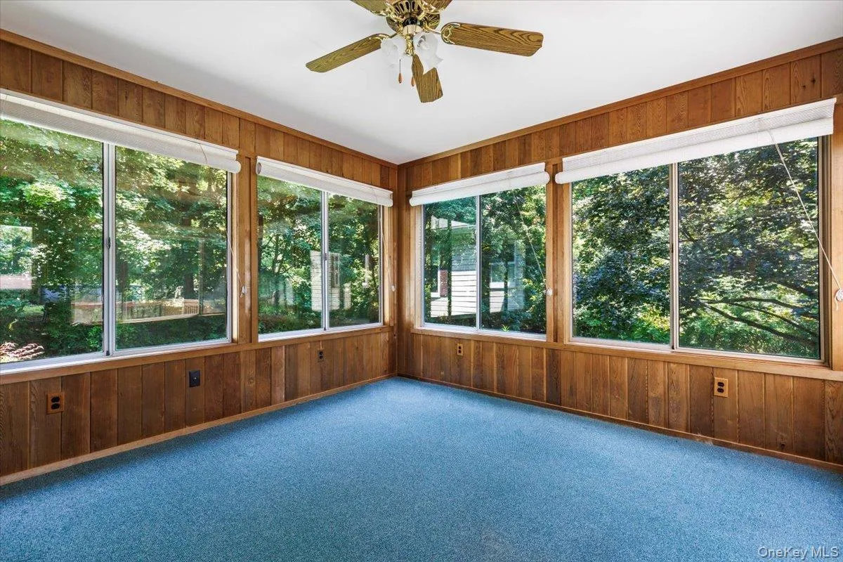 3-season sunrooom 3-season sunrooom