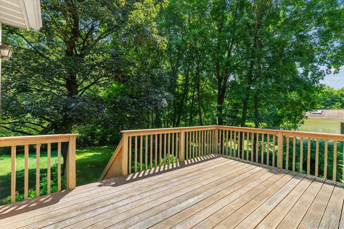 deck right off 3-season room deck right off 3-season room
