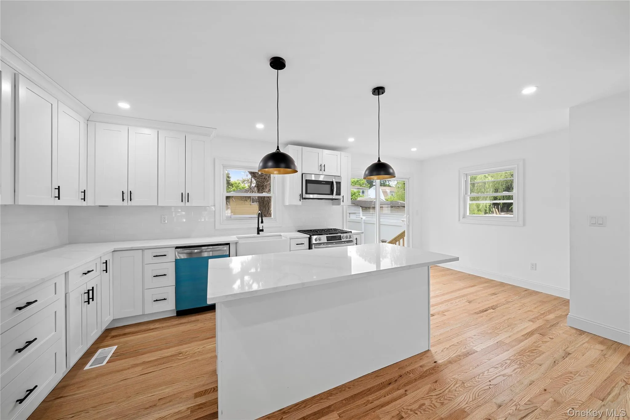 207 Wright Street, North Hempstead, NY, 3 Bedrooms Bedrooms, 6 Rooms Rooms,2 BathroomsBathrooms,Residential,For Rent,Wright,0,1014173 207 Wright Street, North Hempstead, NY, 3 Bedrooms Bedrooms, 6 Rooms Rooms,2 BathroomsBathrooms,Residential,For Rent,Wright,0,1014173