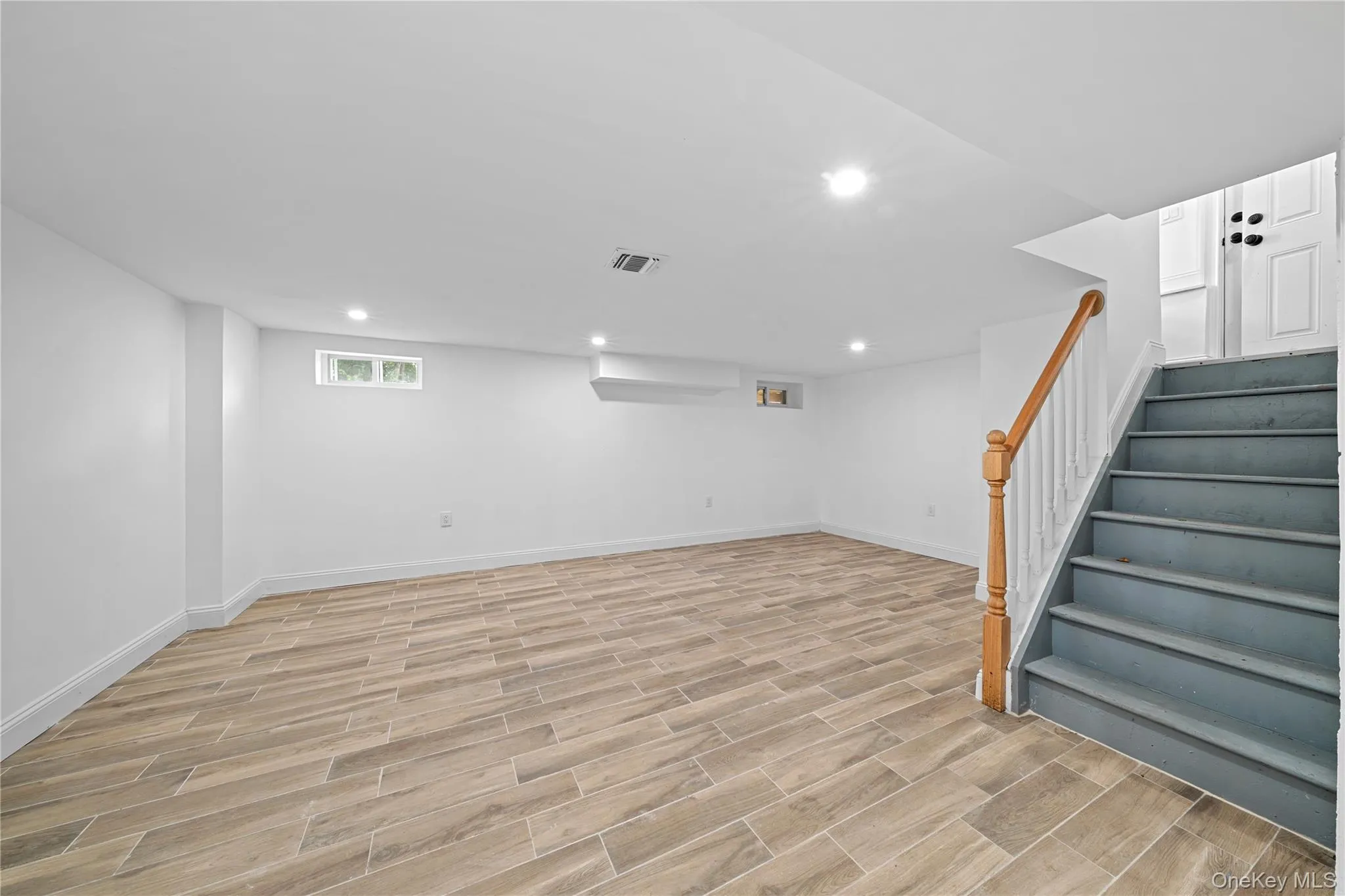 207 Wright Street, North Hempstead, NY, 3 Bedrooms Bedrooms, 6 Rooms Rooms,2 BathroomsBathrooms,Residential,For Rent,Wright,0,1014173 207 Wright Street, North Hempstead, NY, 3 Bedrooms Bedrooms, 6 Rooms Rooms,2 BathroomsBathrooms,Residential,For Rent,Wright,0,1014173