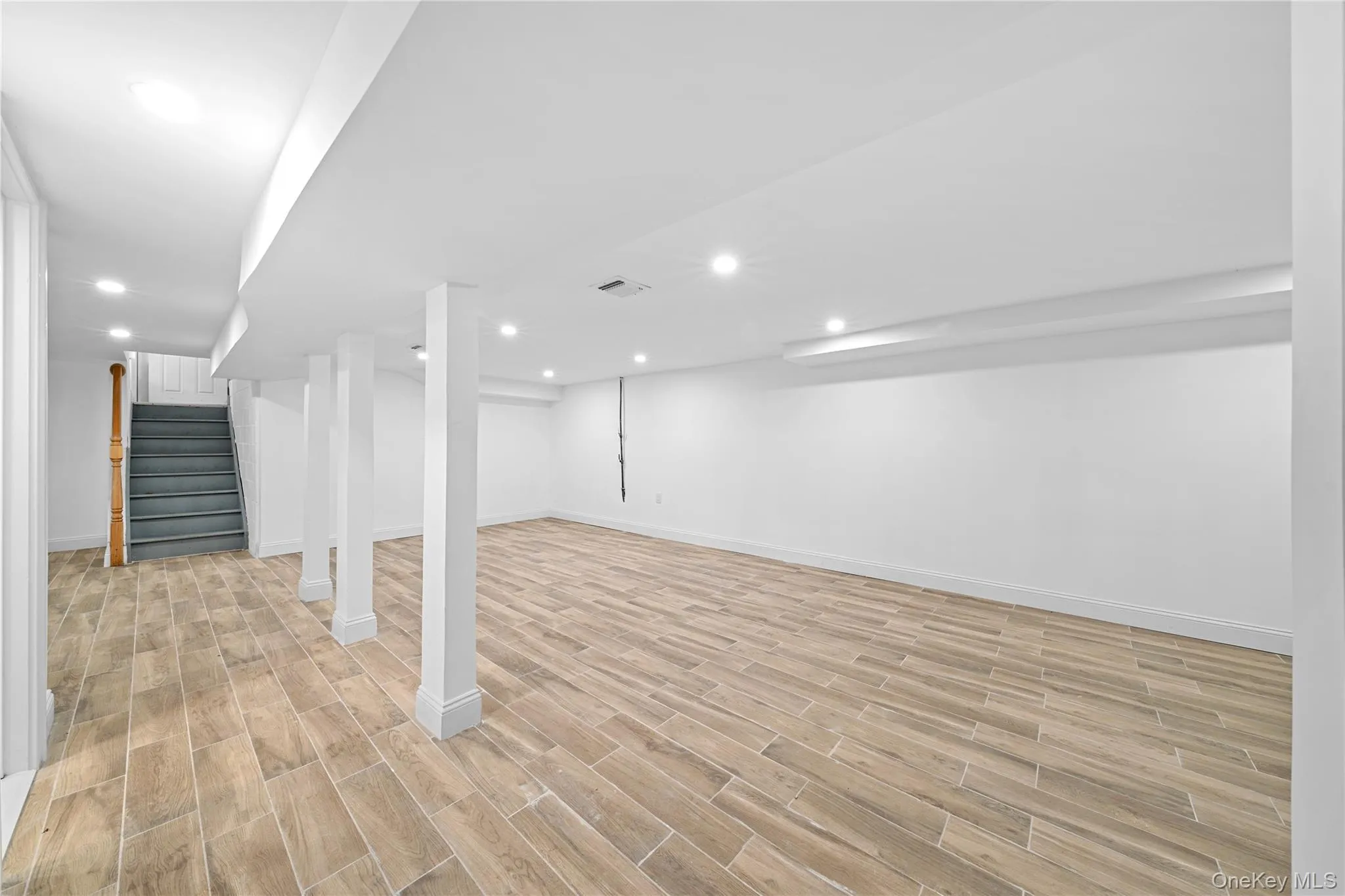 207 Wright Street, North Hempstead, NY, 3 Bedrooms Bedrooms, 6 Rooms Rooms,2 BathroomsBathrooms,Residential,For Rent,Wright,0,1014173 207 Wright Street, North Hempstead, NY, 3 Bedrooms Bedrooms, 6 Rooms Rooms,2 BathroomsBathrooms,Residential,For Rent,Wright,0,1014173