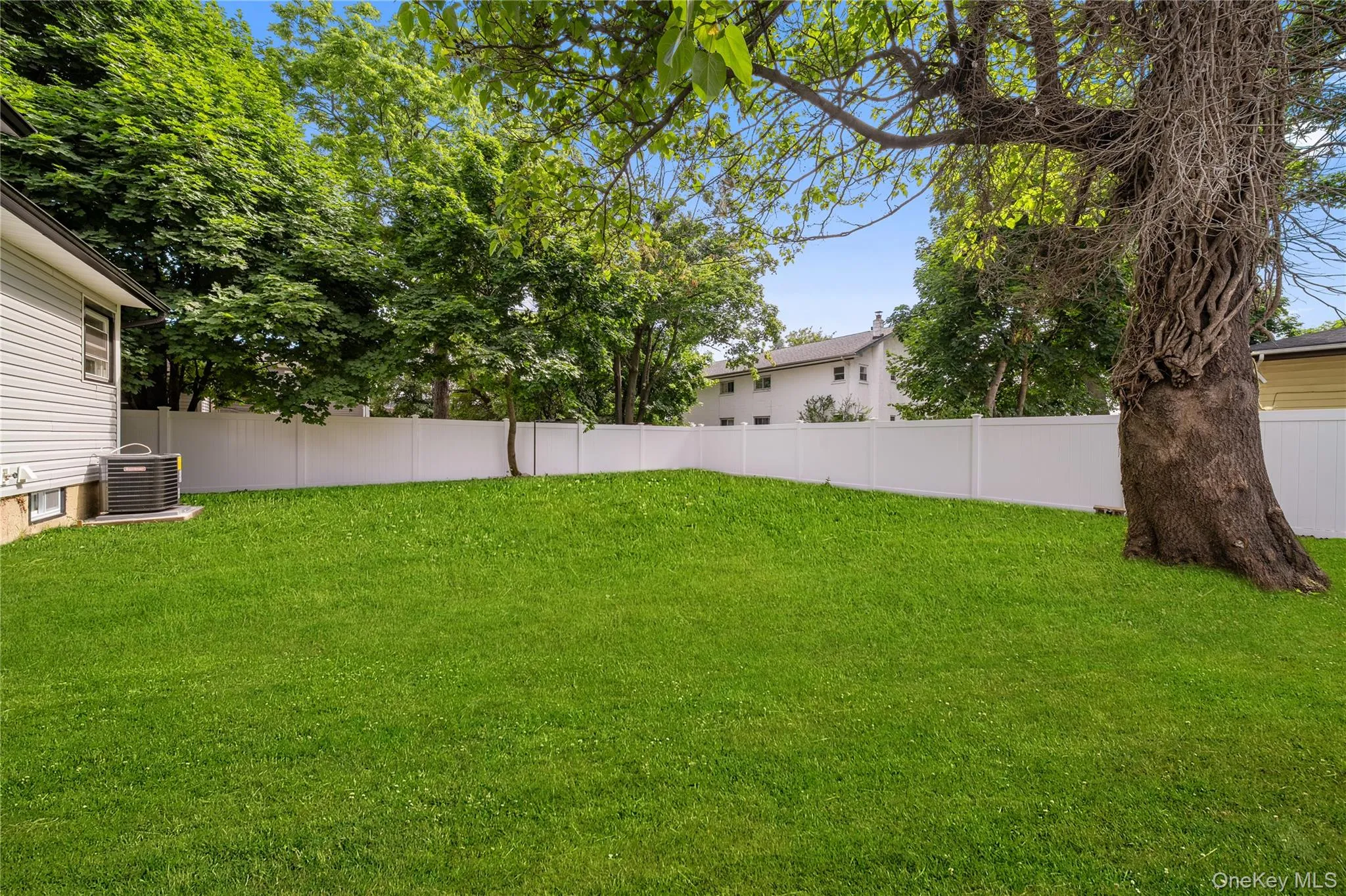 207 Wright Street, North Hempstead, NY, 3 Bedrooms Bedrooms, 6 Rooms Rooms,2 BathroomsBathrooms,Residential,For Rent,Wright,0,1014173 207 Wright Street, North Hempstead, NY, 3 Bedrooms Bedrooms, 6 Rooms Rooms,2 BathroomsBathrooms,Residential,For Rent,Wright,0,1014173