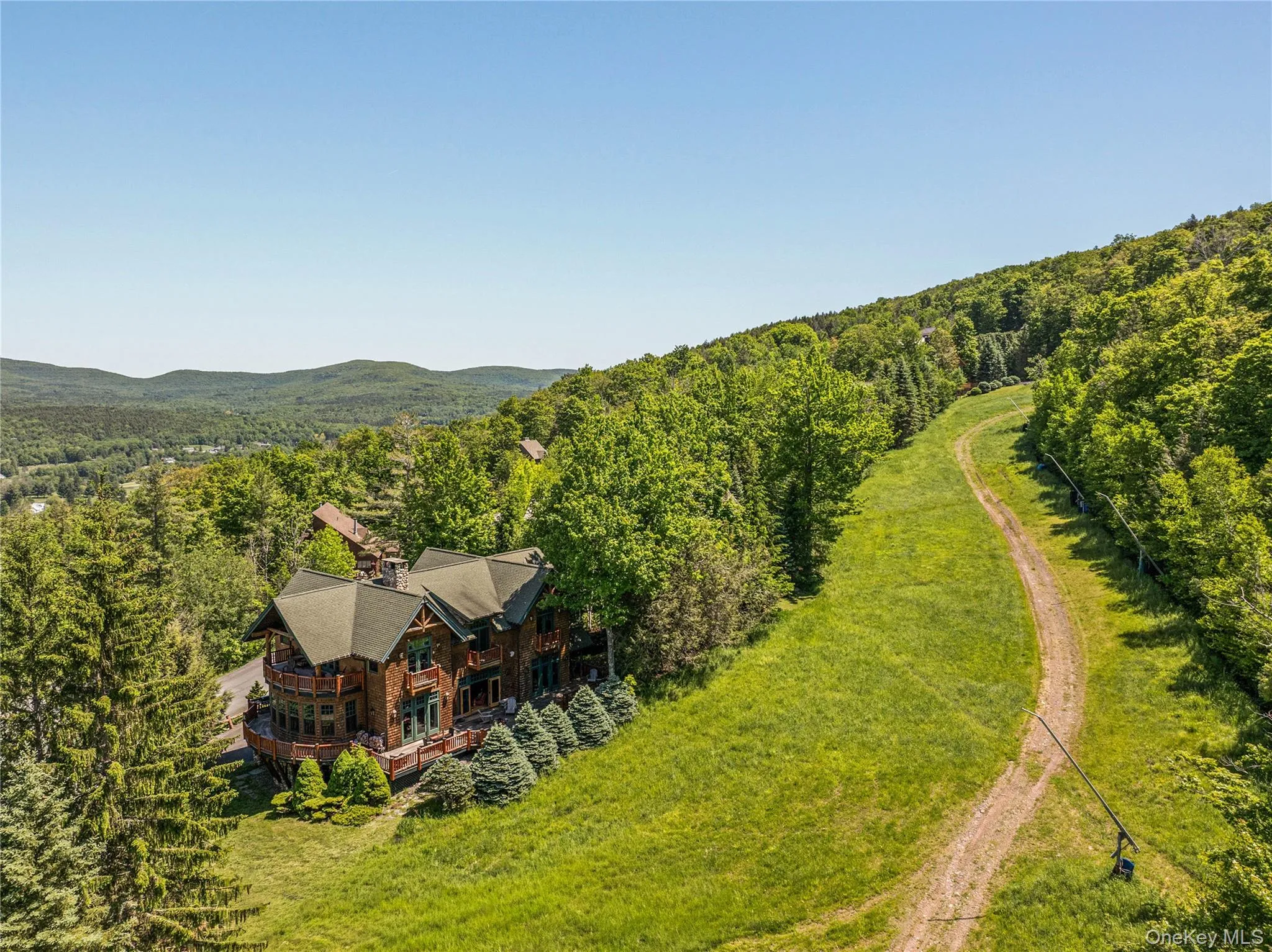 6 White Way, Windham, NY, 5 Bedrooms Bedrooms, 12 Rooms Rooms,7 BathroomsBathrooms,Residential,For Rent,White,0,1014177 6 White Way, Windham, NY, 5 Bedrooms Bedrooms, 12 Rooms Rooms,7 BathroomsBathrooms,Residential,For Rent,White,0,1014177