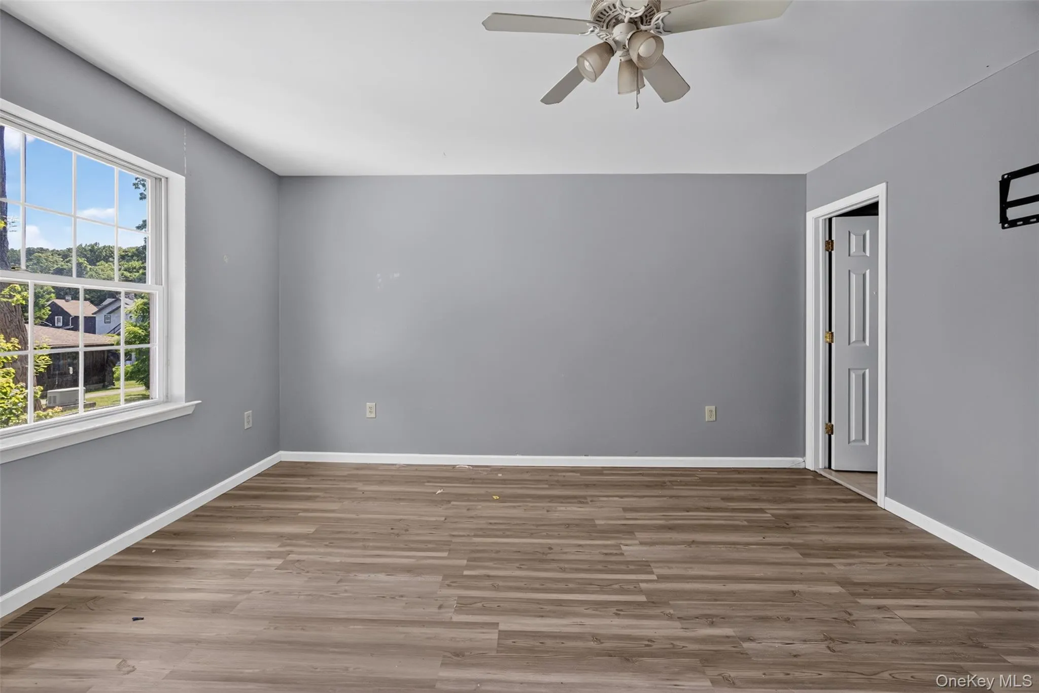41 Genung Street, Middletown, NY, 4 Bedrooms Bedrooms, 8 Rooms Rooms,3 BathroomsBathrooms,Residential Lease,For Rent,Genung,0,1014178 41 Genung Street, Middletown, NY, 4 Bedrooms Bedrooms, 8 Rooms Rooms,3 BathroomsBathrooms,Residential Lease,For Rent,Genung,0,1014178