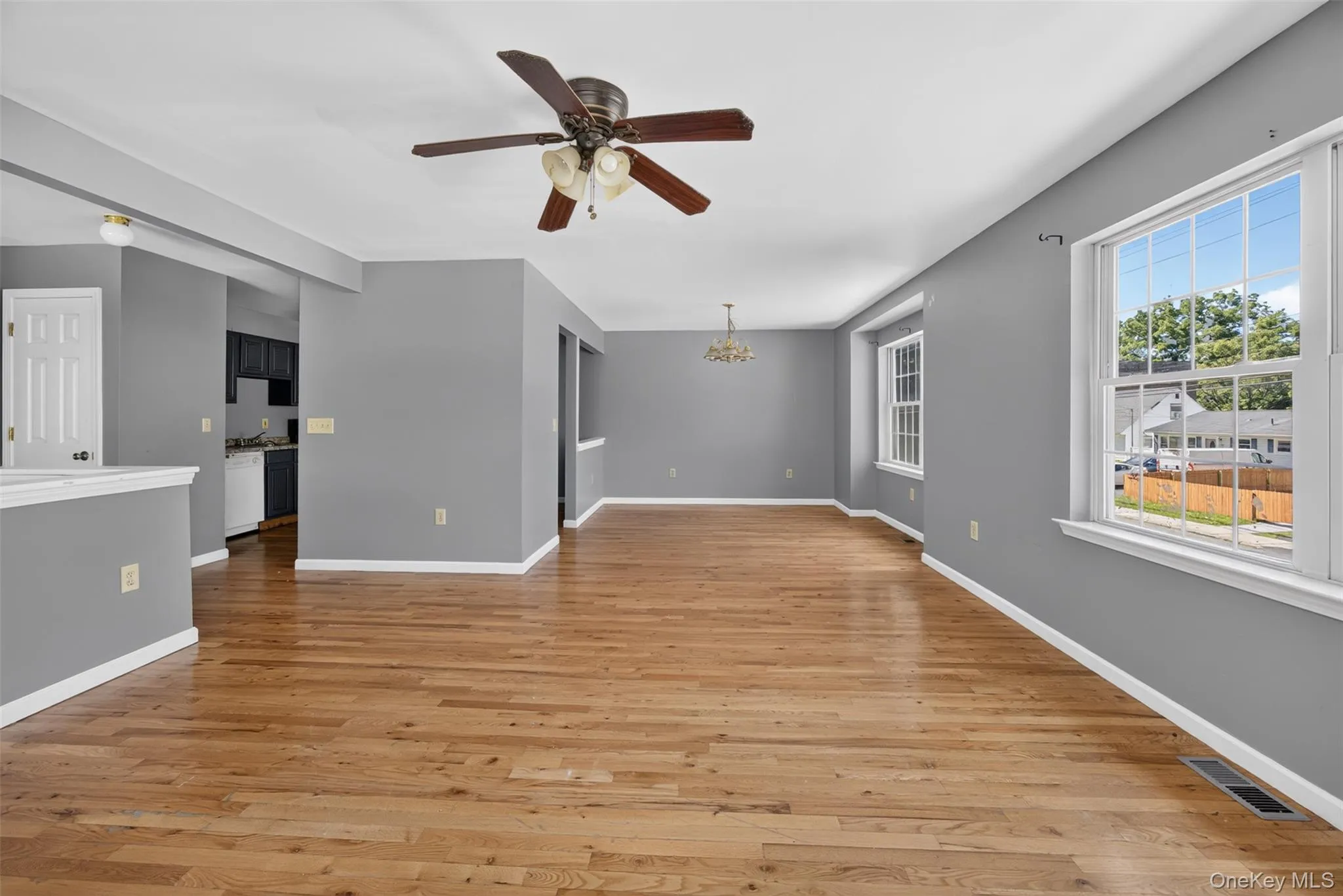41 Genung Street, Middletown, NY, 4 Bedrooms Bedrooms, 8 Rooms Rooms,3 BathroomsBathrooms,Residential Lease,For Rent,Genung,0,1014178 41 Genung Street, Middletown, NY, 4 Bedrooms Bedrooms, 8 Rooms Rooms,3 BathroomsBathrooms,Residential Lease,For Rent,Genung,0,1014178