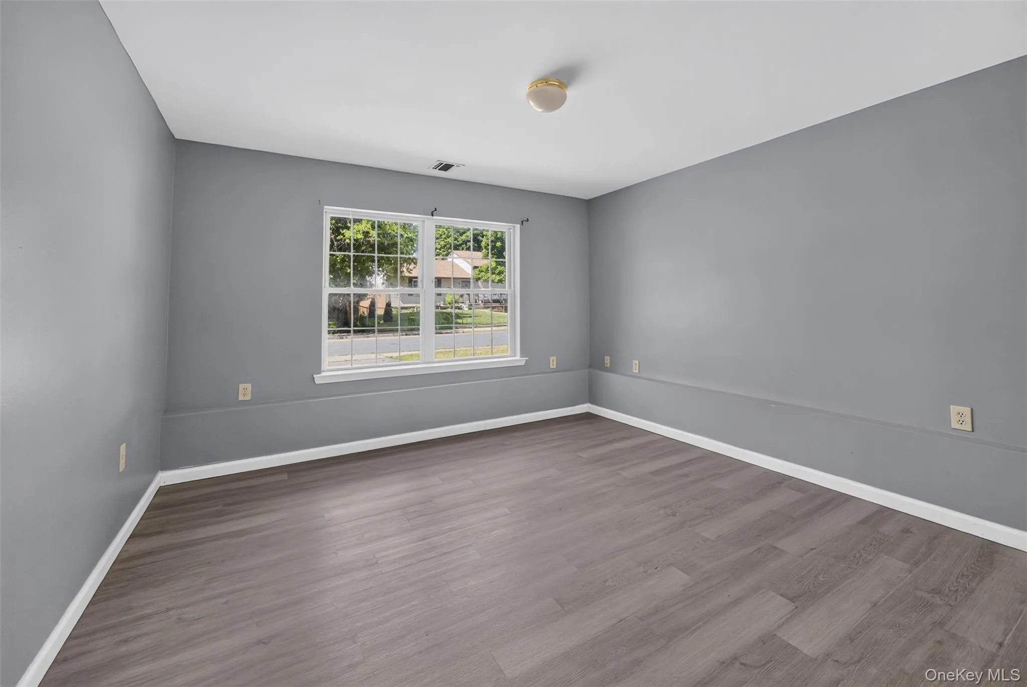 41 Genung Street, Middletown, NY, 4 Bedrooms Bedrooms, 8 Rooms Rooms,3 BathroomsBathrooms,Residential Lease,For Rent,Genung,0,1014178 41 Genung Street, Middletown, NY, 4 Bedrooms Bedrooms, 8 Rooms Rooms,3 BathroomsBathrooms,Residential Lease,For Rent,Genung,0,1014178
