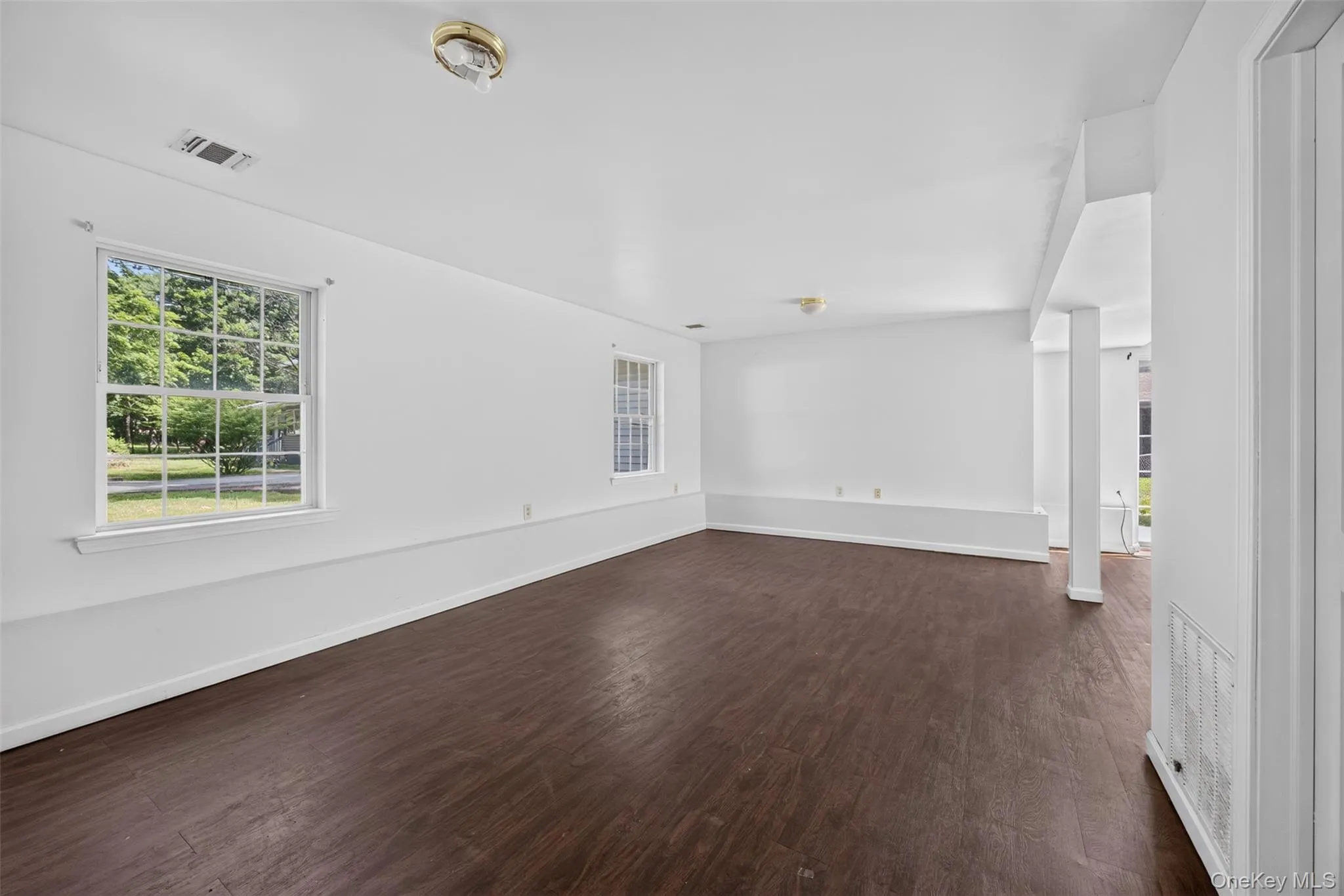 41 Genung Street, Middletown, NY, 4 Bedrooms Bedrooms, 8 Rooms Rooms,3 BathroomsBathrooms,Residential Lease,For Rent,Genung,0,1014178 41 Genung Street, Middletown, NY, 4 Bedrooms Bedrooms, 8 Rooms Rooms,3 BathroomsBathrooms,Residential Lease,For Rent,Genung,0,1014178