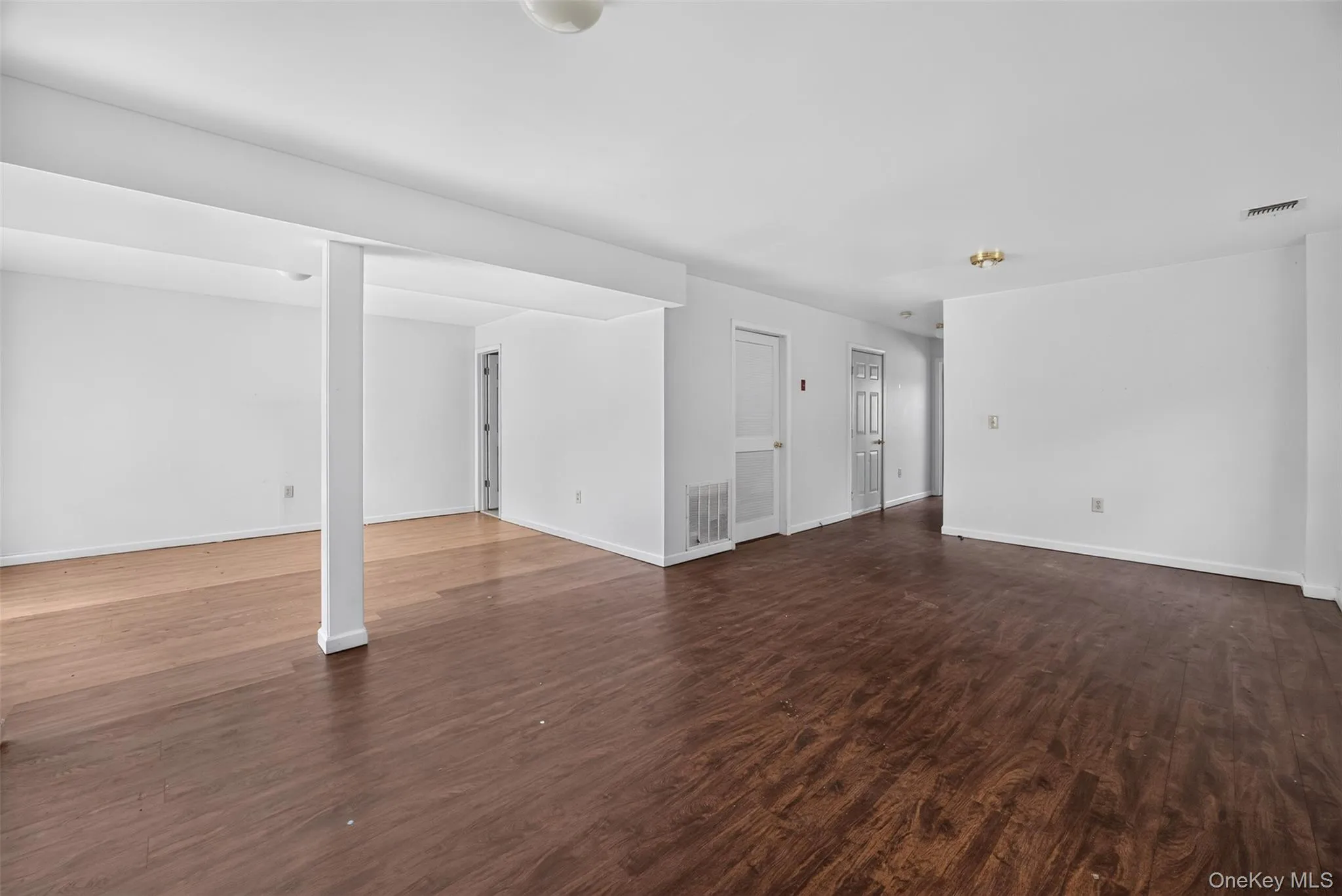 41 Genung Street, Middletown, NY, 4 Bedrooms Bedrooms, 8 Rooms Rooms,3 BathroomsBathrooms,Residential Lease,For Rent,Genung,0,1014178 41 Genung Street, Middletown, NY, 4 Bedrooms Bedrooms, 8 Rooms Rooms,3 BathroomsBathrooms,Residential Lease,For Rent,Genung,0,1014178