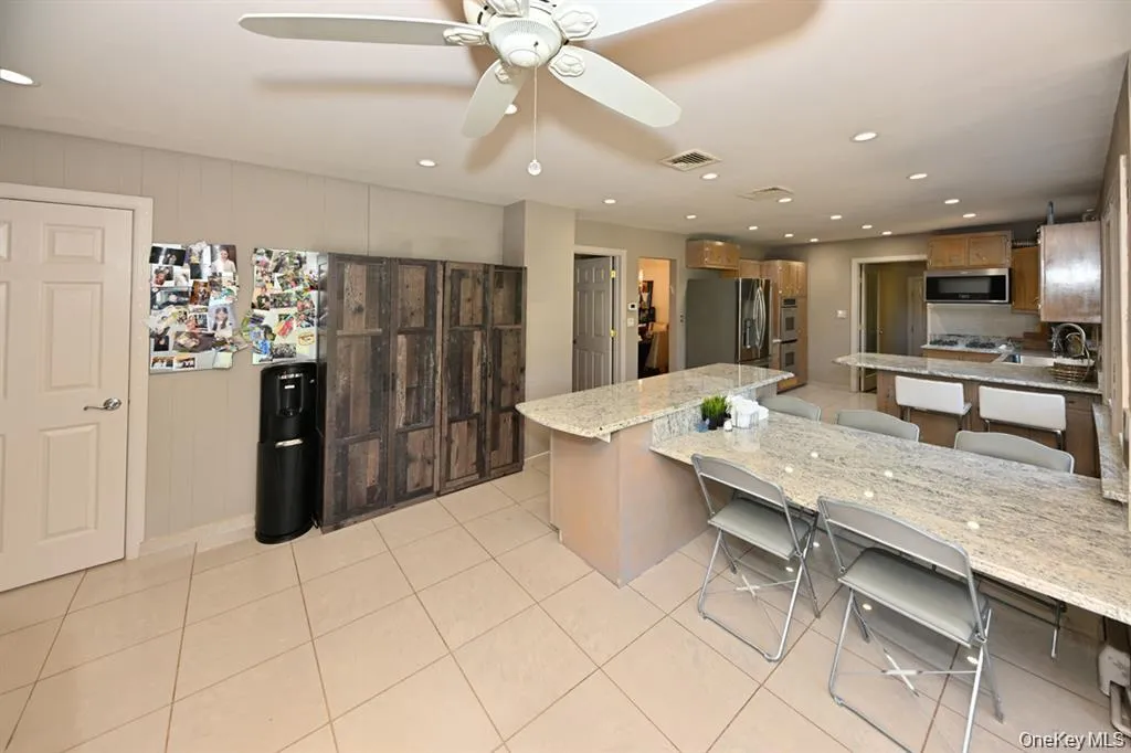 11 Deerwood Road, Ramapo, NY, 4 Bedrooms Bedrooms, 9 Rooms Rooms,2 BathroomsBathrooms,Residential,For Rent,Deerwood,0,1014179 11 Deerwood Road, Ramapo, NY, 4 Bedrooms Bedrooms, 9 Rooms Rooms,2 BathroomsBathrooms,Residential,For Rent,Deerwood,0,1014179