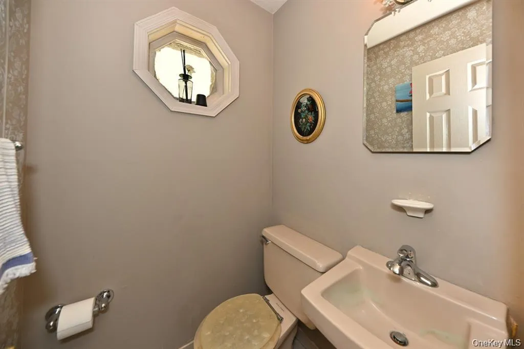 11 Deerwood Road, Ramapo, NY, 4 Bedrooms Bedrooms, 9 Rooms Rooms,2 BathroomsBathrooms,Residential,For Rent,Deerwood,0,1014179 11 Deerwood Road, Ramapo, NY, 4 Bedrooms Bedrooms, 9 Rooms Rooms,2 BathroomsBathrooms,Residential,For Rent,Deerwood,0,1014179