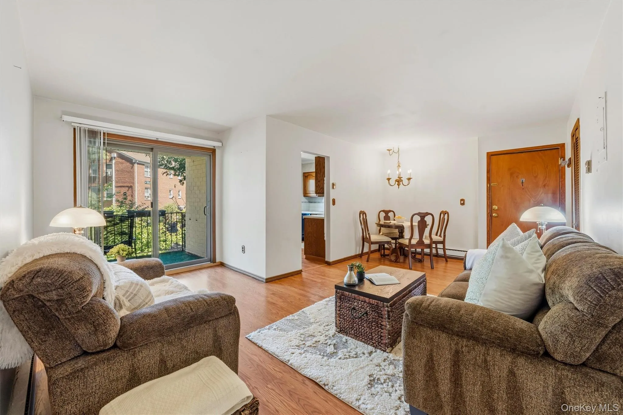 51 Fieldstone Drive, Greenburgh, NY, 1 Bedroom Bedrooms, 4 Rooms Rooms,1 BathroomBathrooms,Residential,For Rent,Fieldstone,0,1014183 51 Fieldstone Drive, Greenburgh, NY, 1 Bedroom Bedrooms, 4 Rooms Rooms,1 BathroomBathrooms,Residential,For Rent,Fieldstone,0,1014183