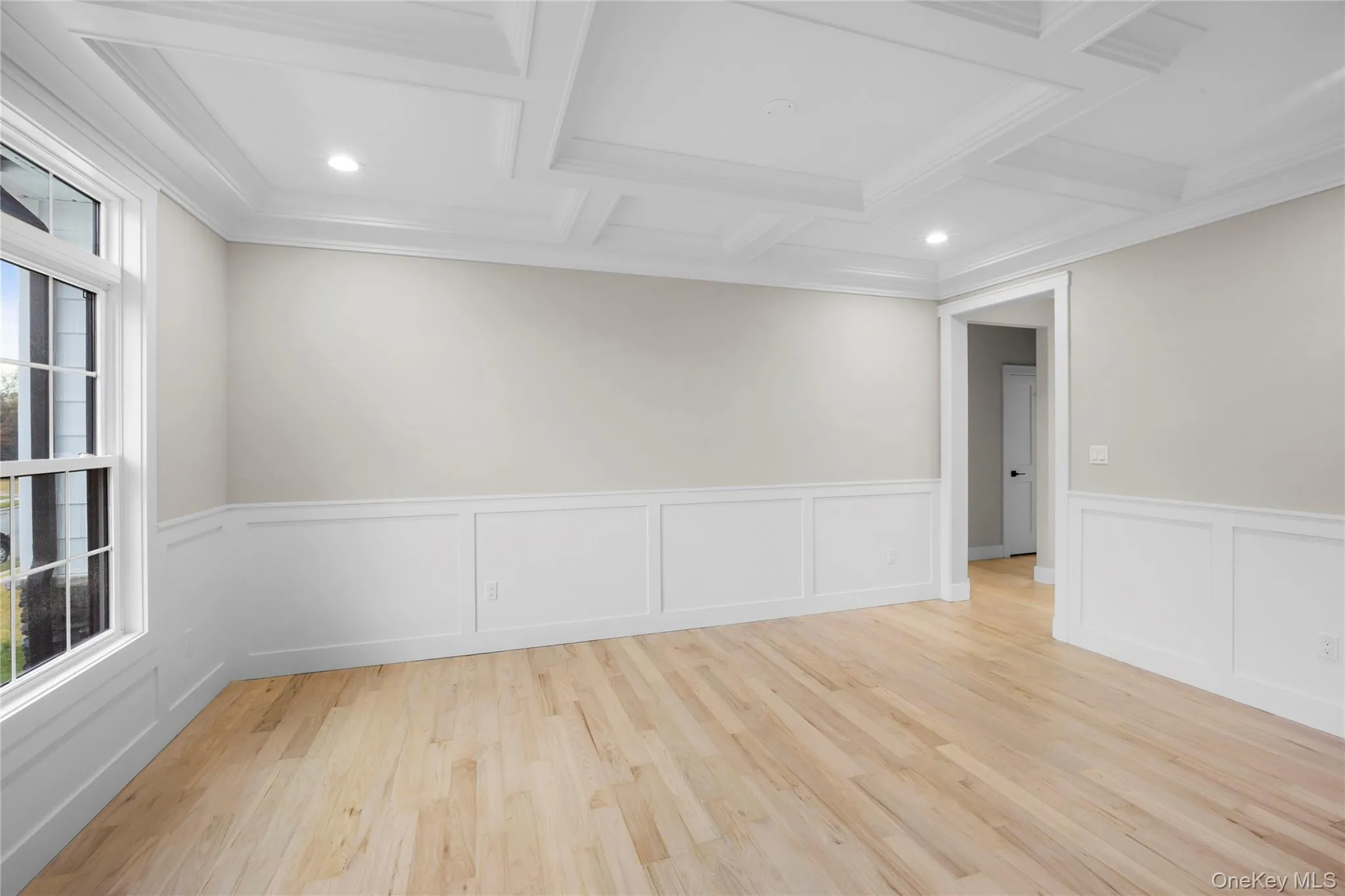 21 Devon Road, Oyster Bay, NY, 5 Bedrooms Bedrooms, 11 Rooms Rooms,3 BathroomsBathrooms,Residential,For Rent,Devon,0,1014185 21 Devon Road, Oyster Bay, NY, 5 Bedrooms Bedrooms, 11 Rooms Rooms,3 BathroomsBathrooms,Residential,For Rent,Devon,0,1014185