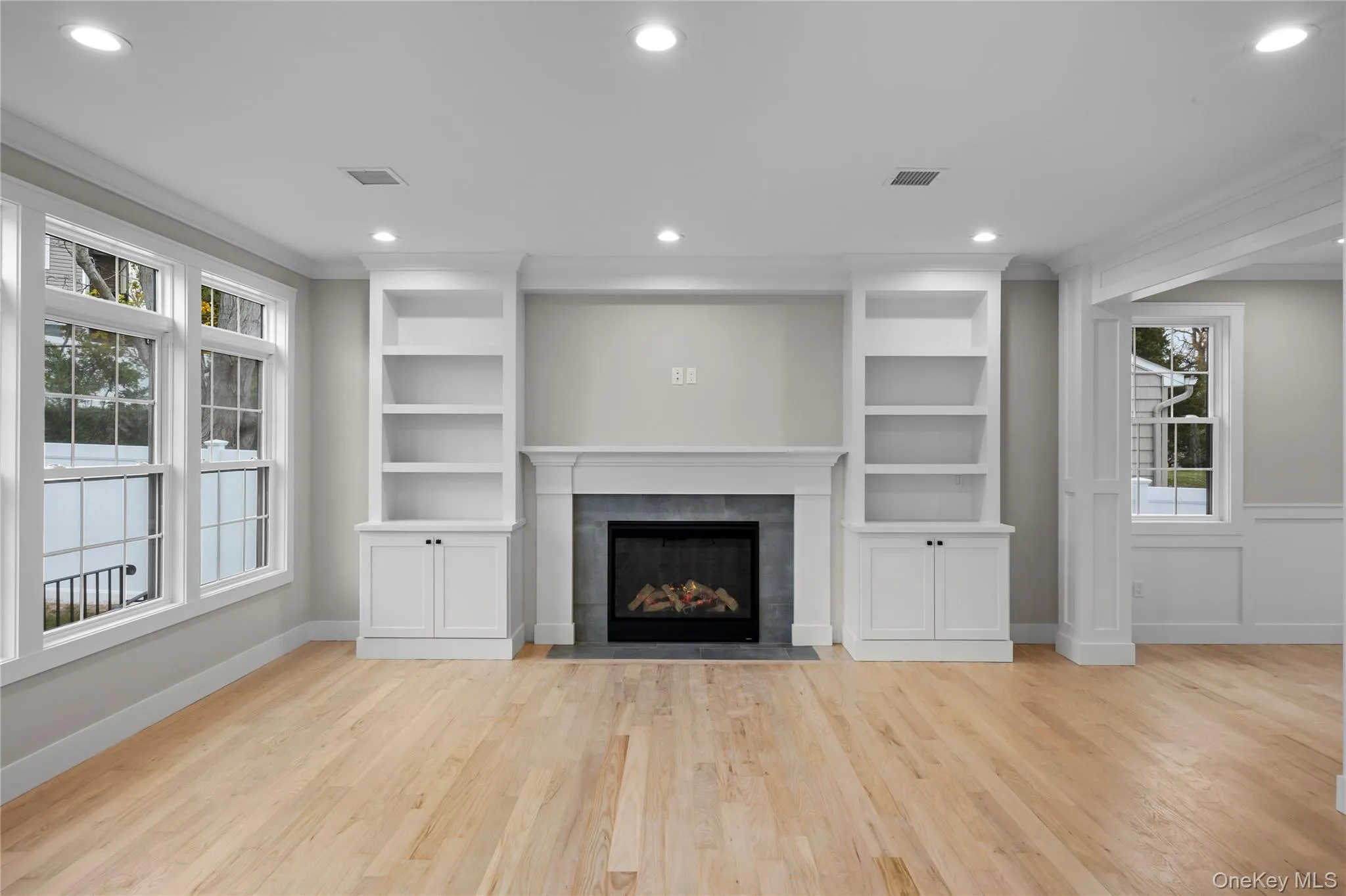 21 Devon Road, Oyster Bay, NY, 5 Bedrooms Bedrooms, 11 Rooms Rooms,3 BathroomsBathrooms,Residential,For Rent,Devon,0,1014185 21 Devon Road, Oyster Bay, NY, 5 Bedrooms Bedrooms, 11 Rooms Rooms,3 BathroomsBathrooms,Residential,For Rent,Devon,0,1014185