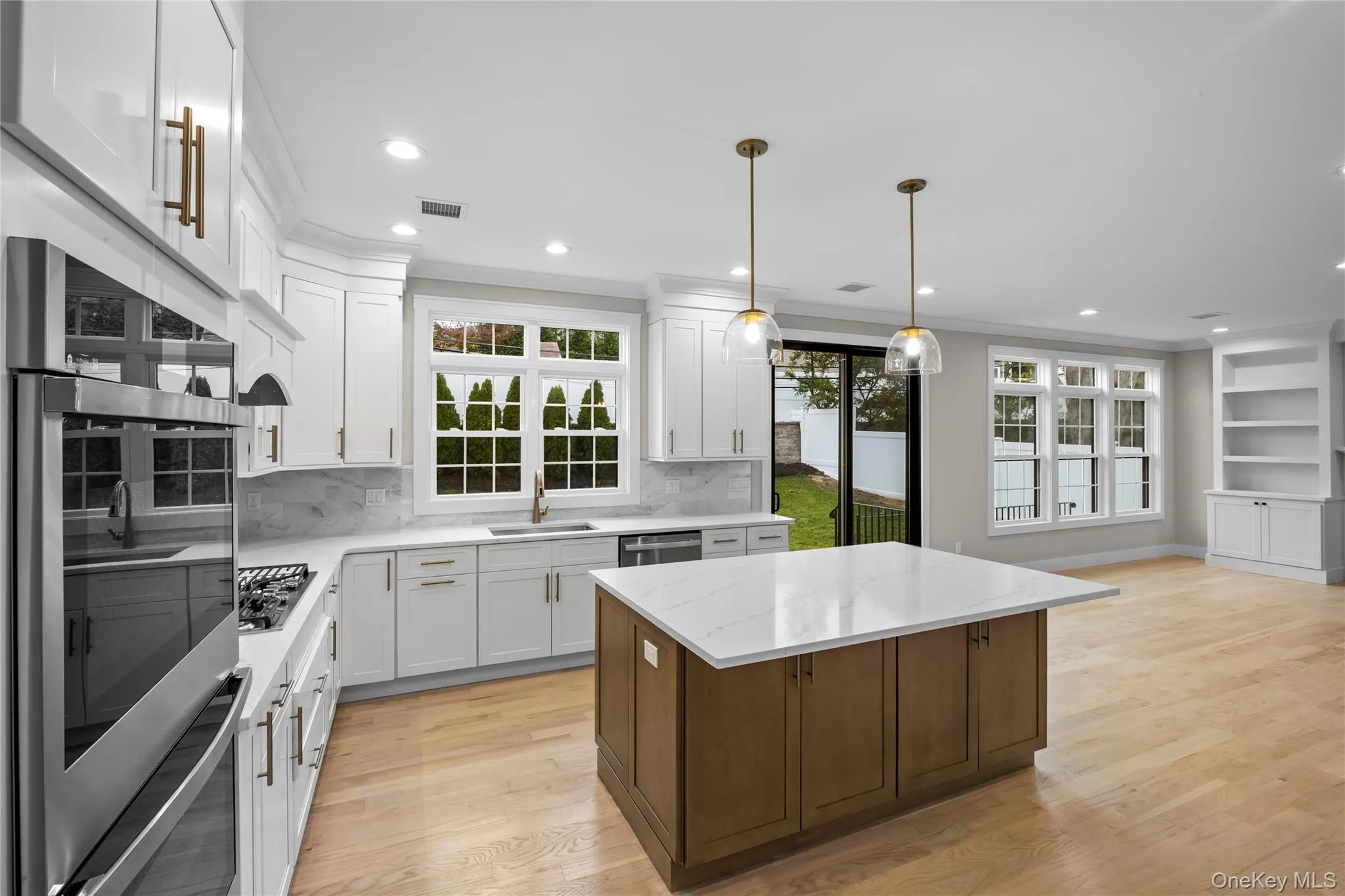 21 Devon Road, Oyster Bay, NY, 5 Bedrooms Bedrooms, 11 Rooms Rooms,3 BathroomsBathrooms,Residential,For Rent,Devon,0,1014185 21 Devon Road, Oyster Bay, NY, 5 Bedrooms Bedrooms, 11 Rooms Rooms,3 BathroomsBathrooms,Residential,For Rent,Devon,0,1014185