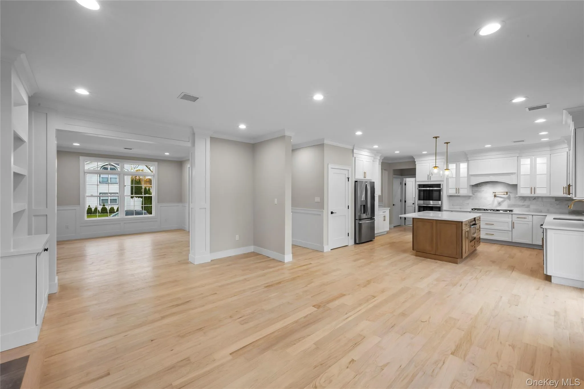 21 Devon Road, Oyster Bay, NY, 5 Bedrooms Bedrooms, 11 Rooms Rooms,3 BathroomsBathrooms,Residential,For Rent,Devon,0,1014185 21 Devon Road, Oyster Bay, NY, 5 Bedrooms Bedrooms, 11 Rooms Rooms,3 BathroomsBathrooms,Residential,For Rent,Devon,0,1014185