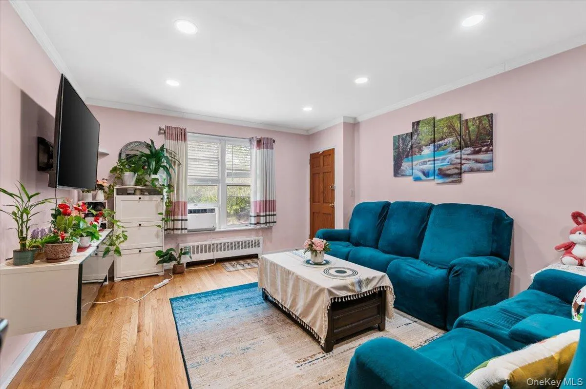87-29 Marengo Street, New York, NY, 2 Bedrooms Bedrooms, 5 Rooms Rooms,1 BathroomBathrooms,Residential,For Rent,Marengo,0,1014187 87-29 Marengo Street, New York, NY, 2 Bedrooms Bedrooms, 5 Rooms Rooms,1 BathroomBathrooms,Residential,For Rent,Marengo,0,1014187
