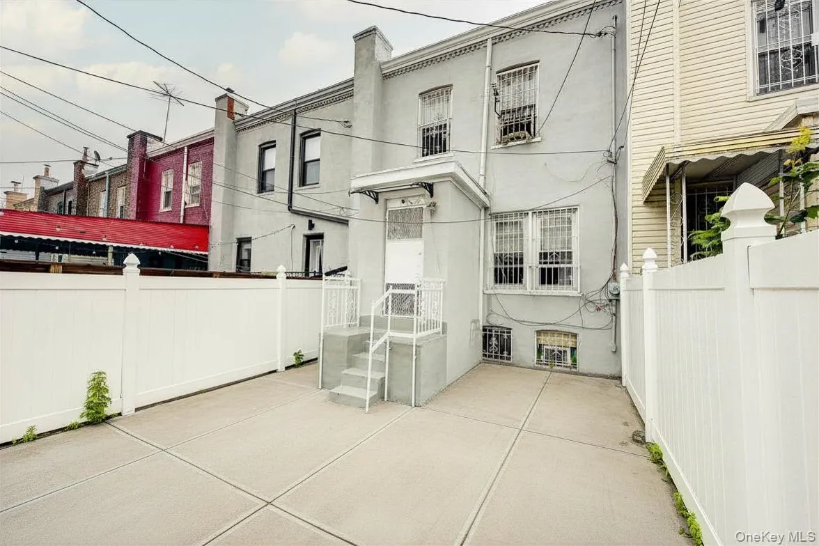 9 Adler Place, New York, NY, 3 Bedrooms Bedrooms, 6 Rooms Rooms,2 BathroomsBathrooms,Residential,For Rent,Adler,0,1014188 9 Adler Place, New York, NY, 3 Bedrooms Bedrooms, 6 Rooms Rooms,2 BathroomsBathrooms,Residential,For Rent,Adler,0,1014188