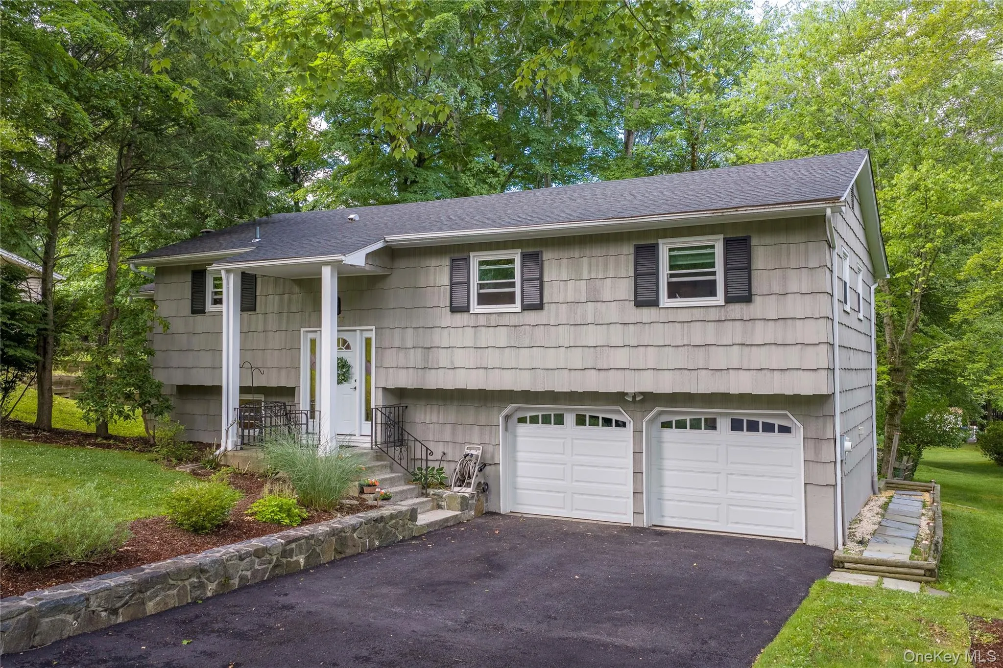 3207 Ronit Court, Yorktown, NY, 3 Bedrooms Bedrooms, 8 Rooms Rooms,3 BathroomsBathrooms,Residential,For Rent,Ronit,0,1014190 3207 Ronit Court, Yorktown, NY, 3 Bedrooms Bedrooms, 8 Rooms Rooms,3 BathroomsBathrooms,Residential,For Rent,Ronit,0,1014190