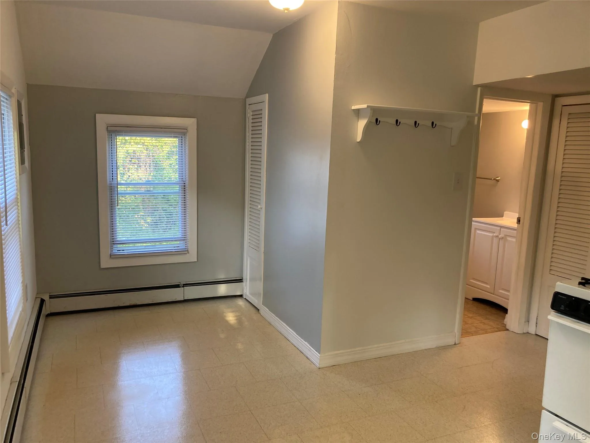 1117-1119 Milton Turnpike, Plattekill, NY, 1 Bedroom Bedrooms, 5 Rooms Rooms,1 BathroomBathrooms,Residential Lease,For Rent,Milton,0,1014192 1117-1119 Milton Turnpike, Plattekill, NY, 1 Bedroom Bedrooms, 5 Rooms Rooms,1 BathroomBathrooms,Residential Lease,For Rent,Milton,0,1014192