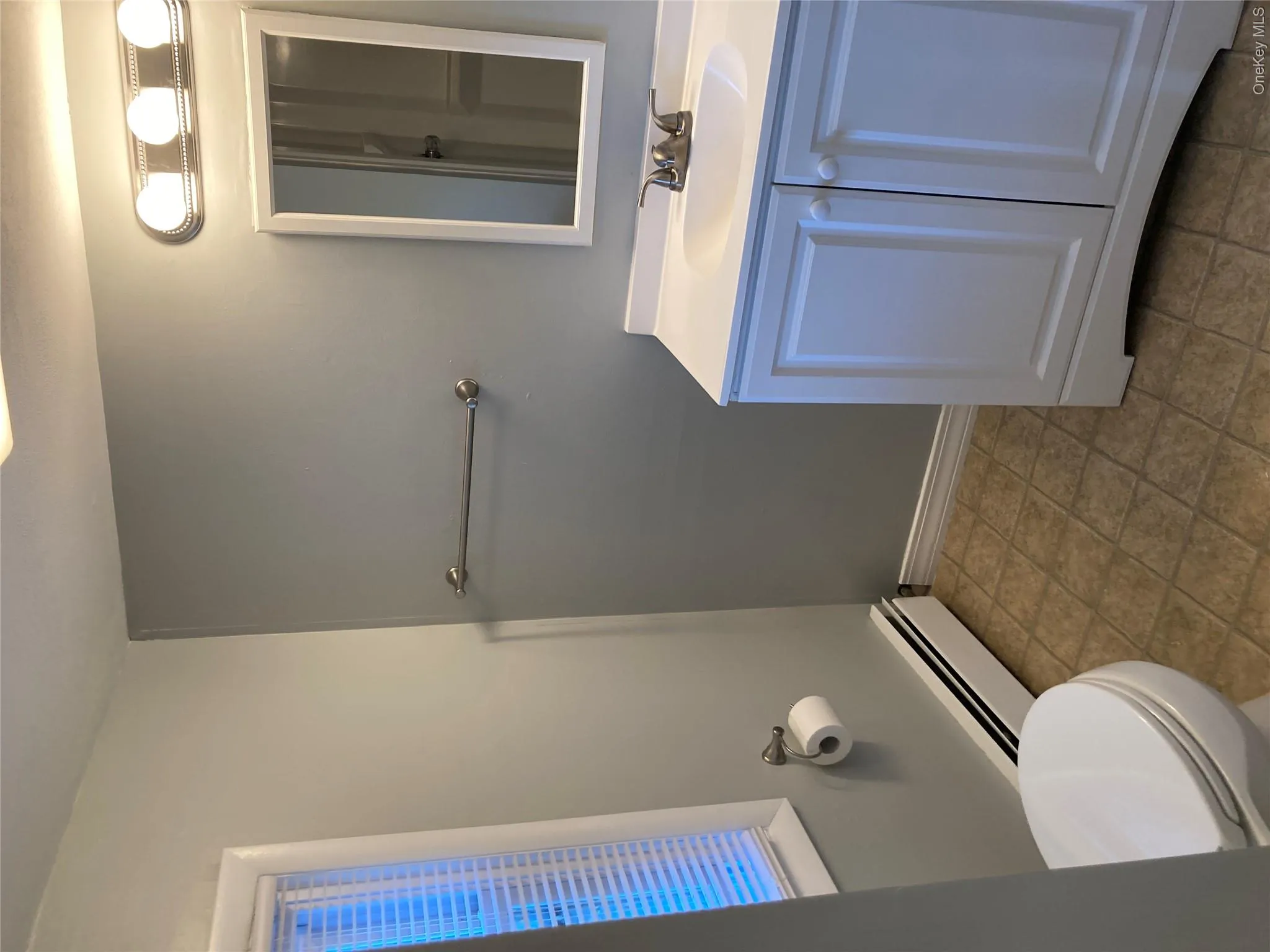1117-1119 Milton Turnpike, Plattekill, NY, 1 Bedroom Bedrooms, 5 Rooms Rooms,1 BathroomBathrooms,Residential Lease,For Rent,Milton,0,1014192 1117-1119 Milton Turnpike, Plattekill, NY, 1 Bedroom Bedrooms, 5 Rooms Rooms,1 BathroomBathrooms,Residential Lease,For Rent,Milton,0,1014192