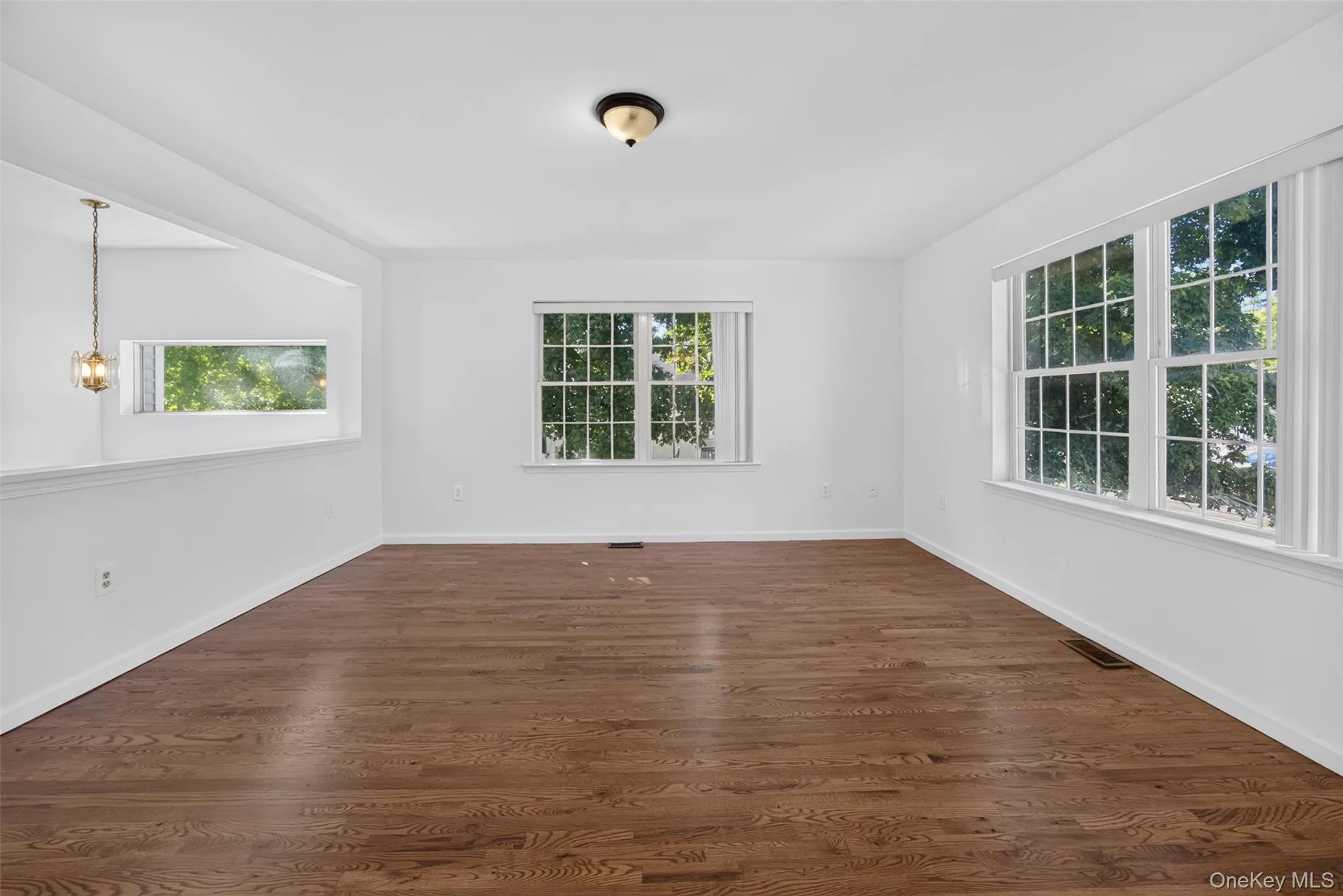 41 Genung Street, Middletown, NY, 4 Bedrooms Bedrooms, 8 Rooms Rooms,3 BathroomsBathrooms,Residential Lease,For Rent,Genung,0,1014196 41 Genung Street, Middletown, NY, 4 Bedrooms Bedrooms, 8 Rooms Rooms,3 BathroomsBathrooms,Residential Lease,For Rent,Genung,0,1014196