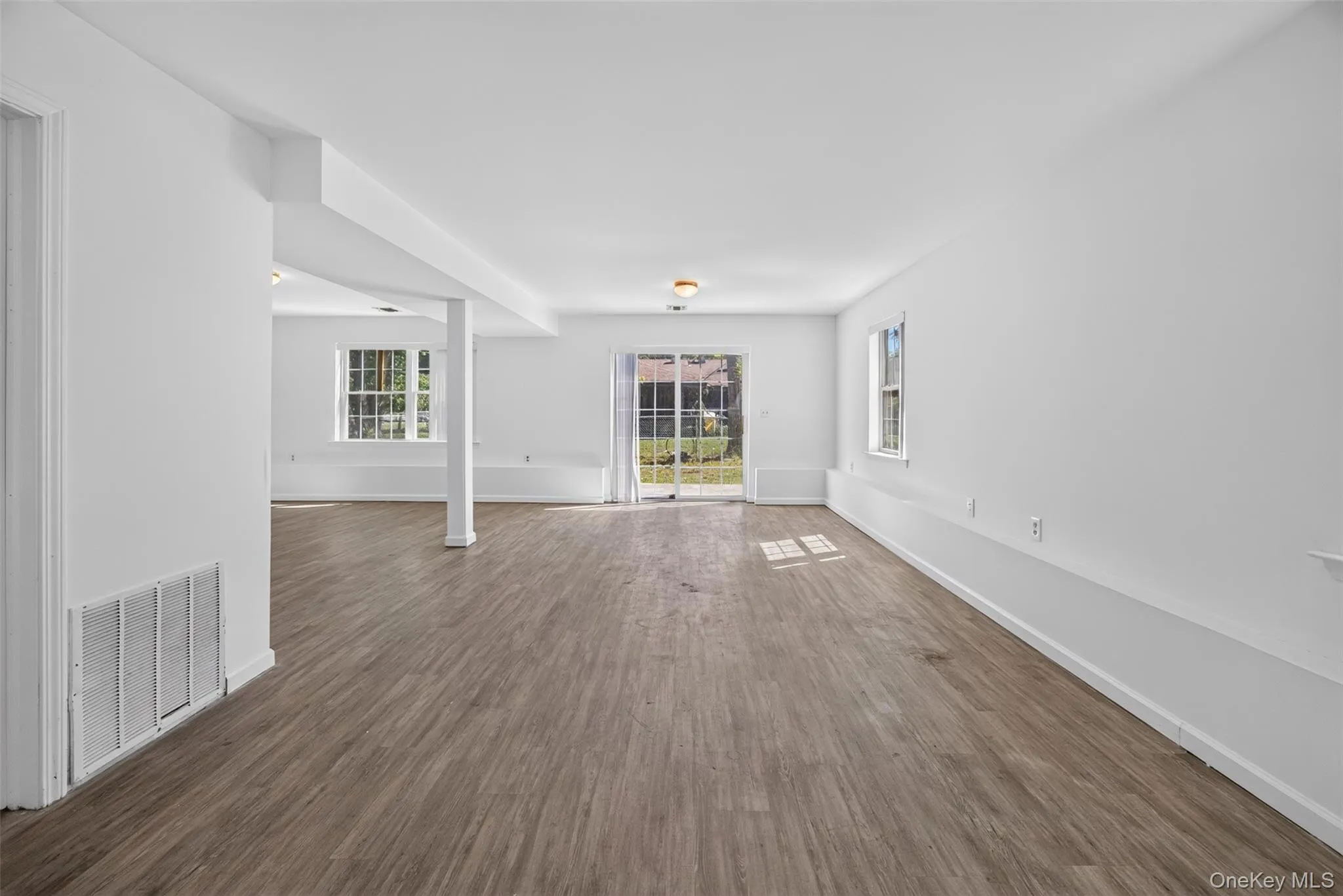 41 Genung Street, Middletown, NY, 4 Bedrooms Bedrooms, 8 Rooms Rooms,3 BathroomsBathrooms,Residential Lease,For Rent,Genung,0,1014196 41 Genung Street, Middletown, NY, 4 Bedrooms Bedrooms, 8 Rooms Rooms,3 BathroomsBathrooms,Residential Lease,For Rent,Genung,0,1014196