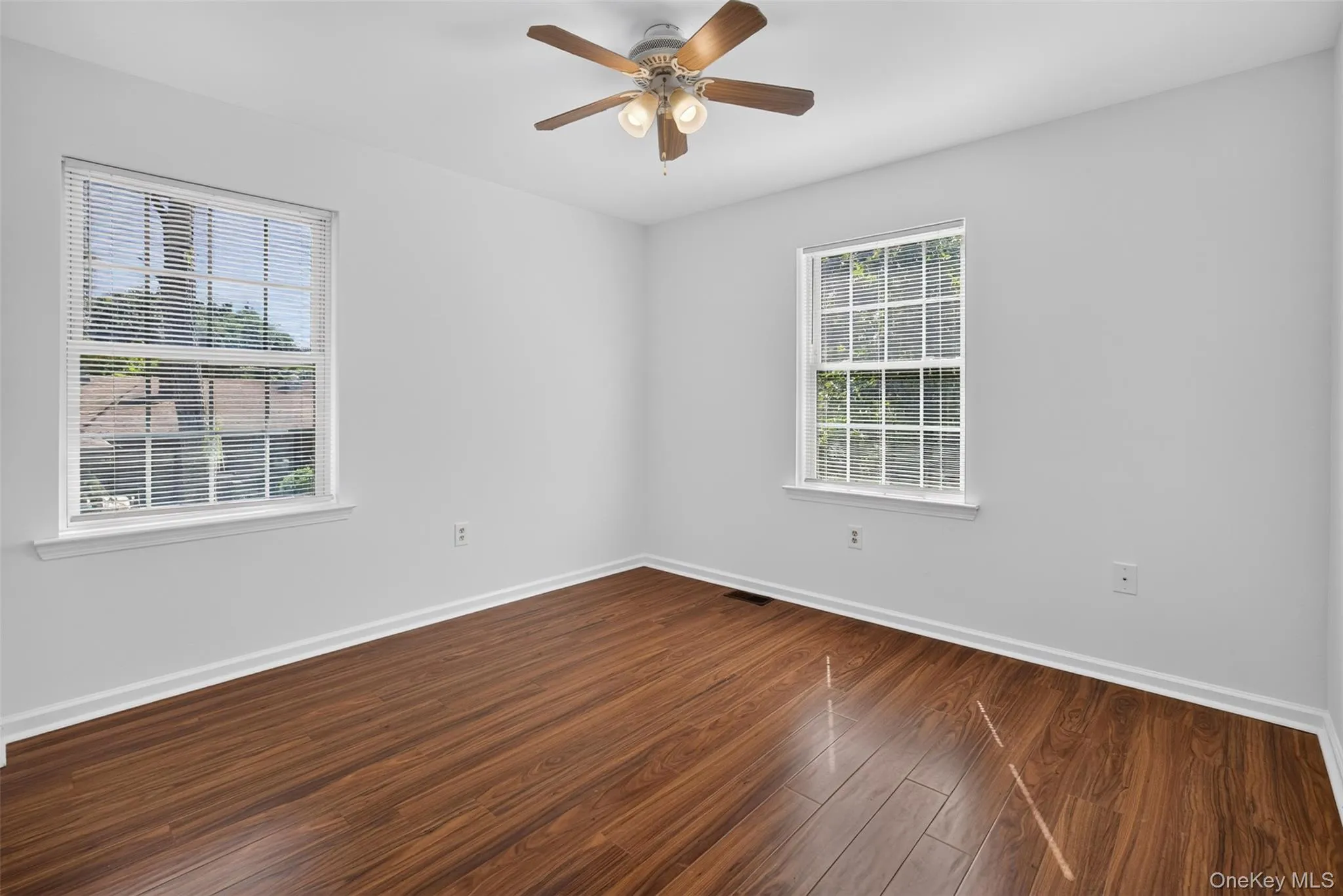 41 Genung Street, Middletown, NY, 4 Bedrooms Bedrooms, 8 Rooms Rooms,3 BathroomsBathrooms,Residential Lease,For Rent,Genung,0,1014196 41 Genung Street, Middletown, NY, 4 Bedrooms Bedrooms, 8 Rooms Rooms,3 BathroomsBathrooms,Residential Lease,For Rent,Genung,0,1014196