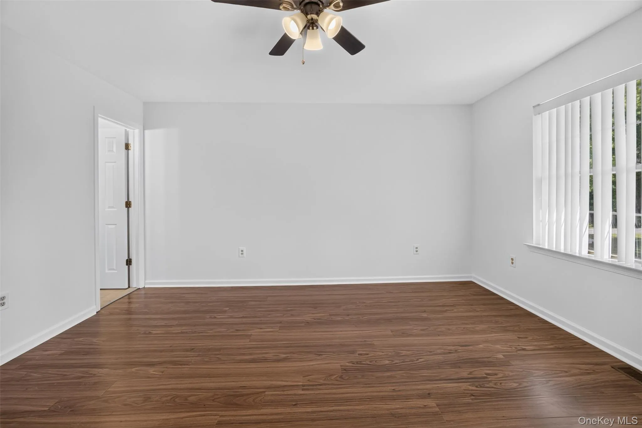 41 Genung Street, Middletown, NY, 4 Bedrooms Bedrooms, 8 Rooms Rooms,3 BathroomsBathrooms,Residential Lease,For Rent,Genung,0,1014196 41 Genung Street, Middletown, NY, 4 Bedrooms Bedrooms, 8 Rooms Rooms,3 BathroomsBathrooms,Residential Lease,For Rent,Genung,0,1014196