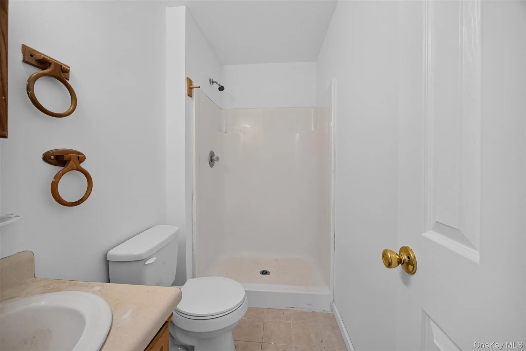 41 Genung Street, Middletown, NY, 4 Bedrooms Bedrooms, 8 Rooms Rooms,3 BathroomsBathrooms,Residential Lease,For Rent,Genung,0,1014196 41 Genung Street, Middletown, NY, 4 Bedrooms Bedrooms, 8 Rooms Rooms,3 BathroomsBathrooms,Residential Lease,For Rent,Genung,0,1014196