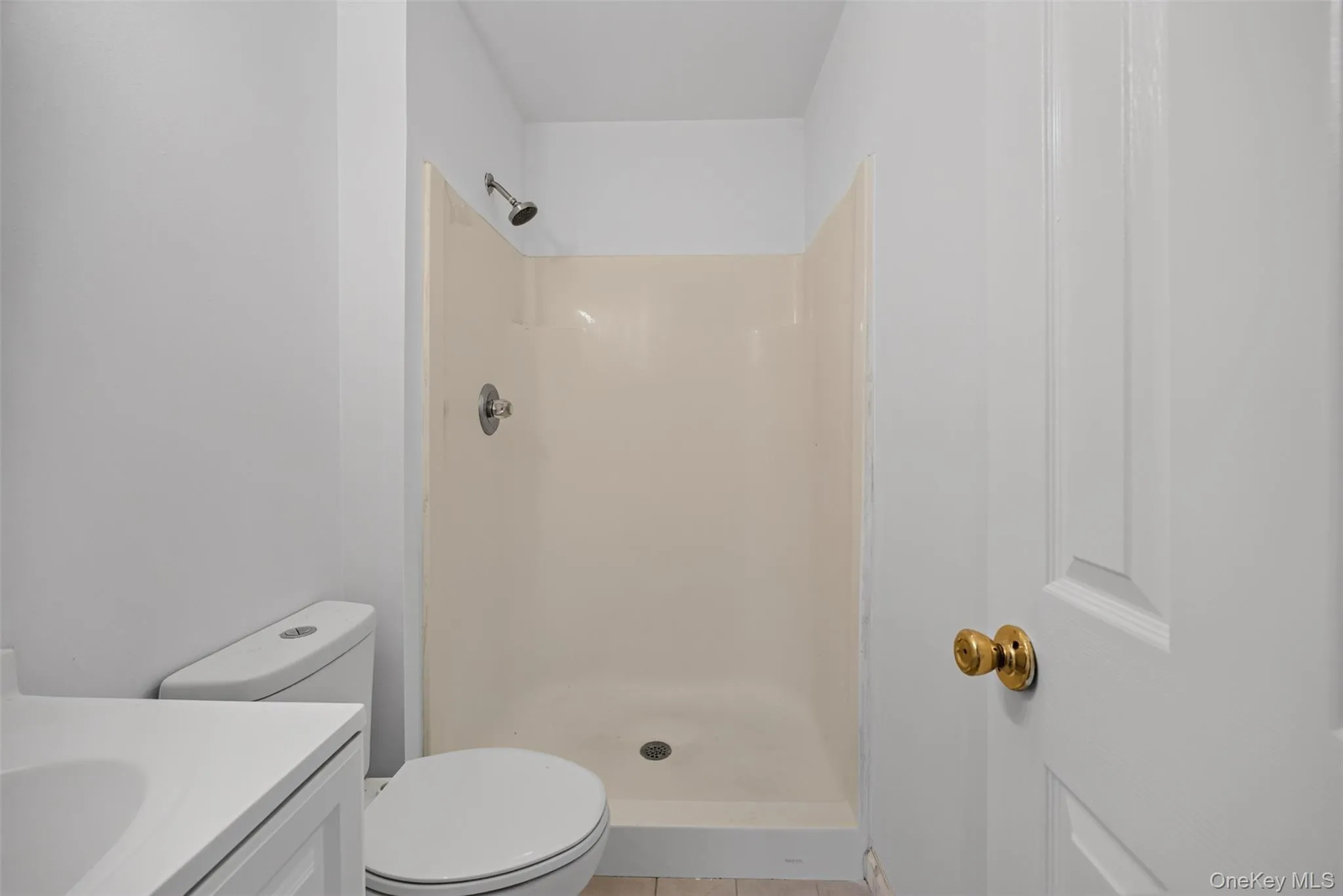 41 Genung Street, Middletown, NY, 4 Bedrooms Bedrooms, 8 Rooms Rooms,3 BathroomsBathrooms,Residential Lease,For Rent,Genung,0,1014196 41 Genung Street, Middletown, NY, 4 Bedrooms Bedrooms, 8 Rooms Rooms,3 BathroomsBathrooms,Residential Lease,For Rent,Genung,0,1014196