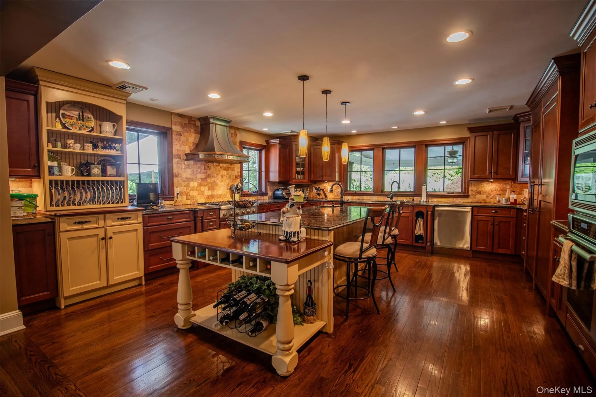 55 Wynn Court, Oyster Bay, NY, 4 Bedrooms Bedrooms, 8 Rooms Rooms,4 BathroomsBathrooms,Residential,For Rent,Wynn,0,1014197 55 Wynn Court, Oyster Bay, NY, 4 Bedrooms Bedrooms, 8 Rooms Rooms,4 BathroomsBathrooms,Residential,For Rent,Wynn,0,1014197