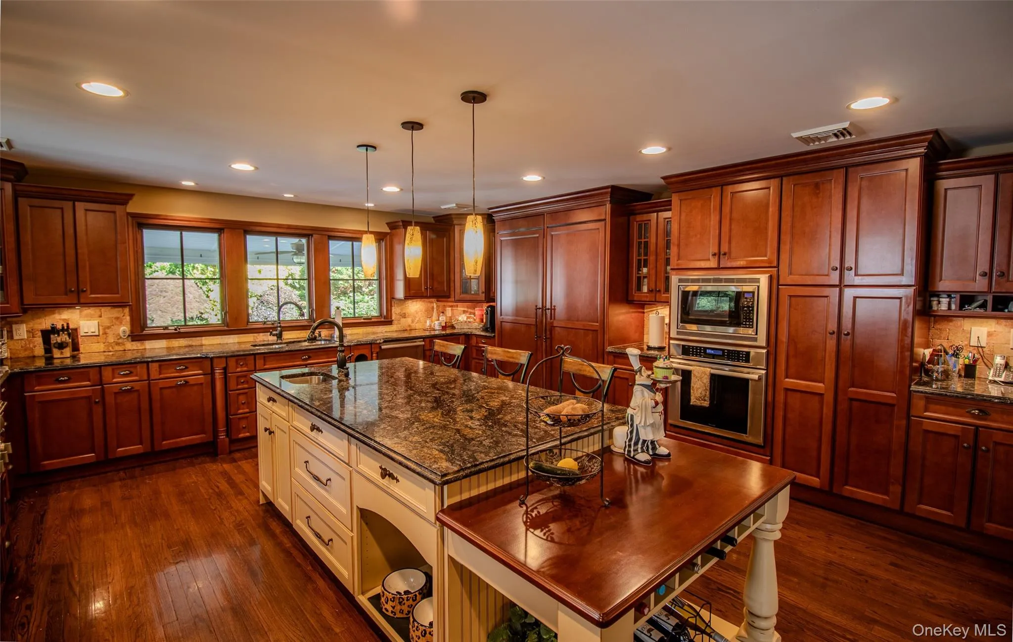 55 Wynn Court, Oyster Bay, NY, 4 Bedrooms Bedrooms, 8 Rooms Rooms,4 BathroomsBathrooms,Residential,For Rent,Wynn,0,1014197 55 Wynn Court, Oyster Bay, NY, 4 Bedrooms Bedrooms, 8 Rooms Rooms,4 BathroomsBathrooms,Residential,For Rent,Wynn,0,1014197