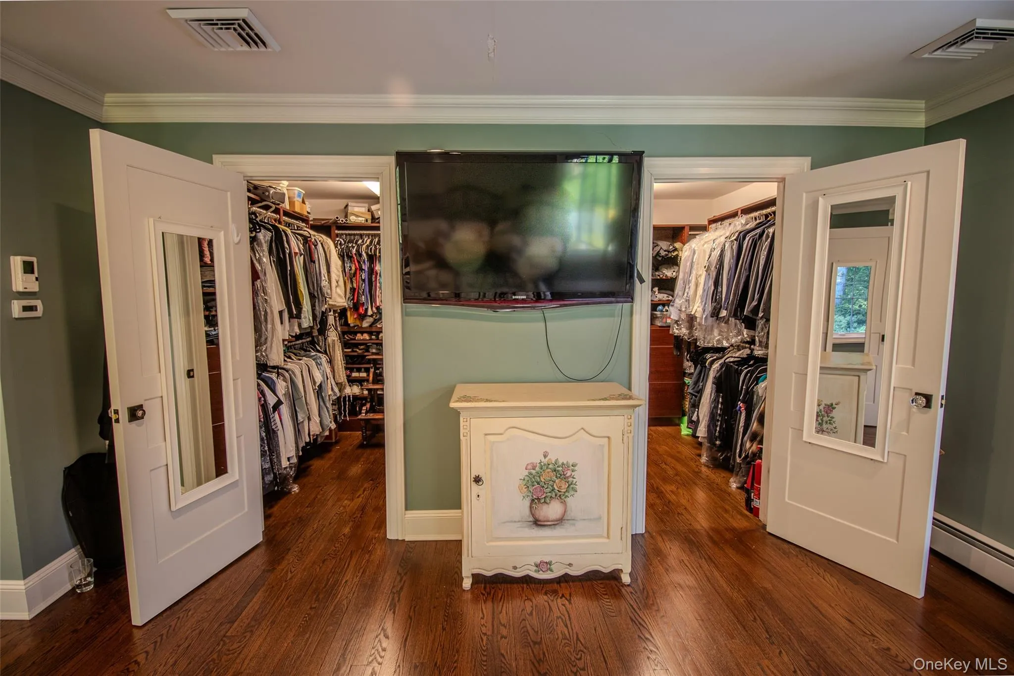 55 Wynn Court, Oyster Bay, NY, 4 Bedrooms Bedrooms, 8 Rooms Rooms,4 BathroomsBathrooms,Residential,For Rent,Wynn,0,1014197 55 Wynn Court, Oyster Bay, NY, 4 Bedrooms Bedrooms, 8 Rooms Rooms,4 BathroomsBathrooms,Residential,For Rent,Wynn,0,1014197