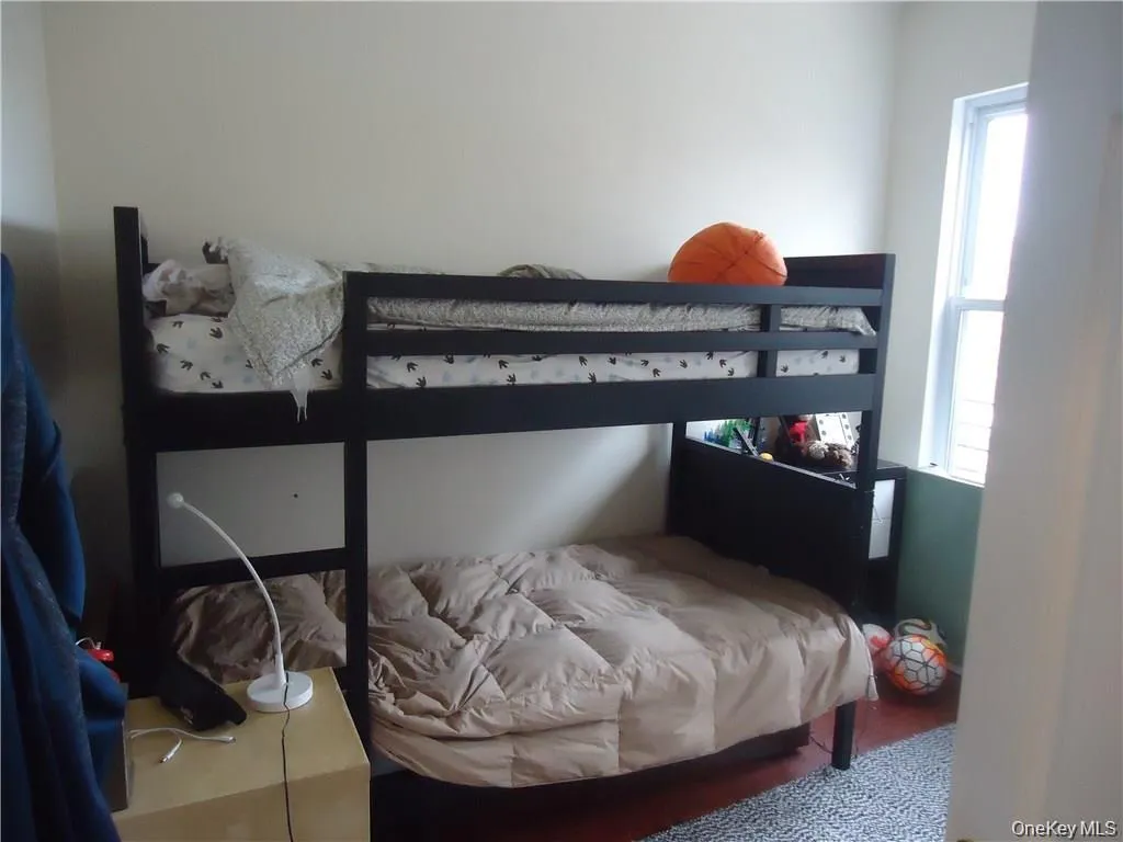 33 Washington Avenue, Greenburgh, NY, 3 Bedrooms Bedrooms, 5 Rooms Rooms,1 BathroomBathrooms,Residential Lease,For Rent,Washington,0,1014200 33 Washington Avenue, Greenburgh, NY, 3 Bedrooms Bedrooms, 5 Rooms Rooms,1 BathroomBathrooms,Residential Lease,For Rent,Washington,0,1014200
