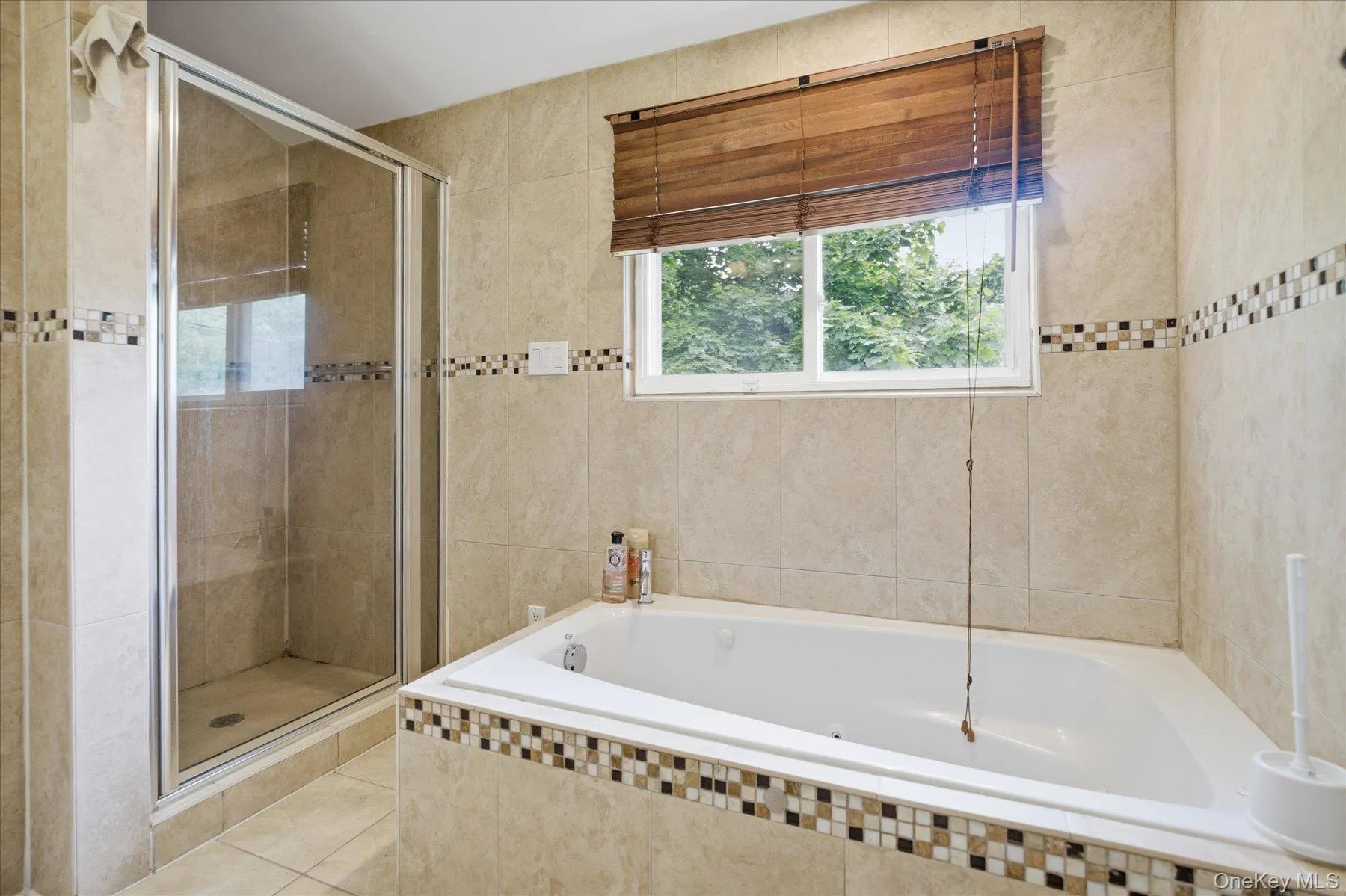 1020 Commack Road, Huntington, NY, 3 Bedrooms Bedrooms, 8 Rooms Rooms,3 BathroomsBathrooms,Residential,For Rent,Commack,0,1014206 1020 Commack Road, Huntington, NY, 3 Bedrooms Bedrooms, 8 Rooms Rooms,3 BathroomsBathrooms,Residential,For Rent,Commack,0,1014206