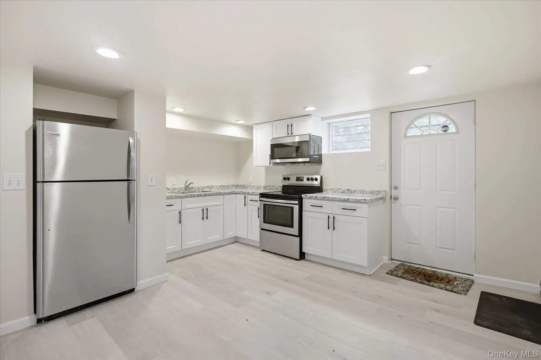 1020 Commack Road, Huntington, NY, 3 Bedrooms Bedrooms, 8 Rooms Rooms,3 BathroomsBathrooms,Residential,For Rent,Commack,0,1014206 1020 Commack Road, Huntington, NY, 3 Bedrooms Bedrooms, 8 Rooms Rooms,3 BathroomsBathrooms,Residential,For Rent,Commack,0,1014206