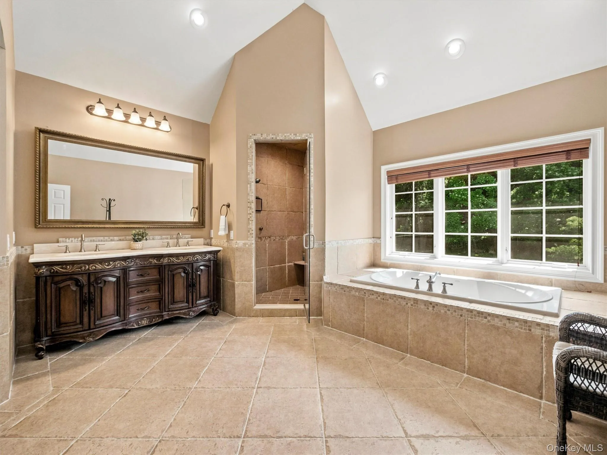 637 Mountain Road, Clarkstown, NY, 5 Bedrooms Bedrooms, 12 Rooms Rooms,5 BathroomsBathrooms,Residential,For Rent,Mountain,0,1014208 637 Mountain Road, Clarkstown, NY, 5 Bedrooms Bedrooms, 12 Rooms Rooms,5 BathroomsBathrooms,Residential,For Rent,Mountain,0,1014208