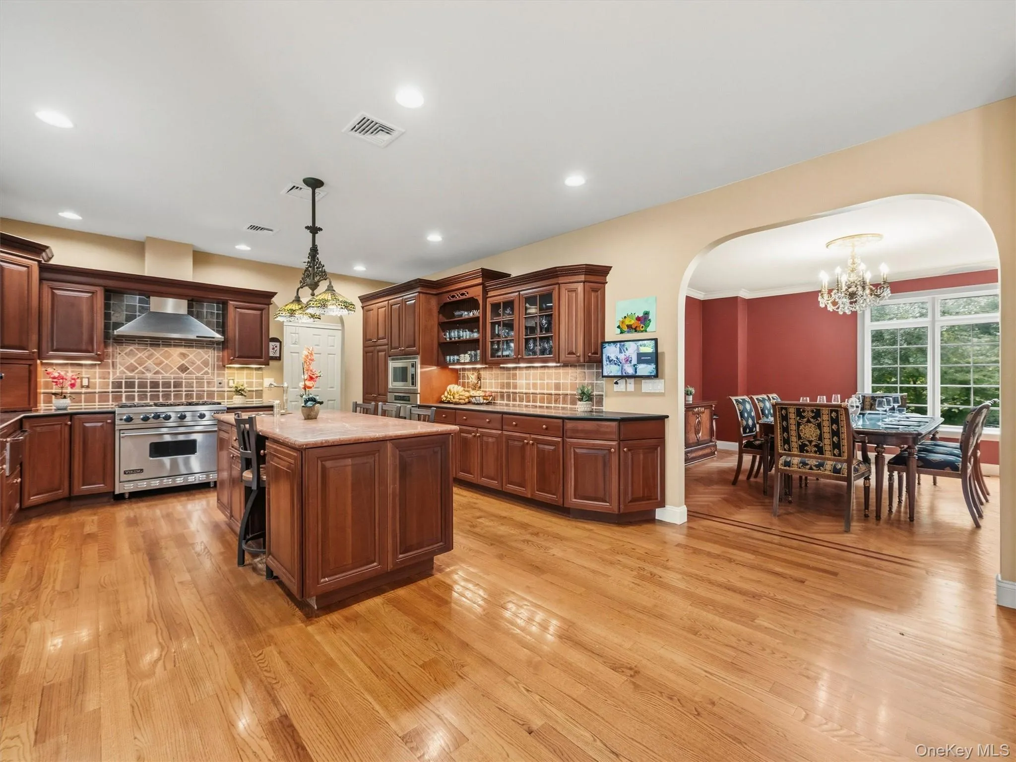 637 Mountain Road, Clarkstown, NY, 5 Bedrooms Bedrooms, 12 Rooms Rooms,5 BathroomsBathrooms,Residential,For Rent,Mountain,0,1014208 637 Mountain Road, Clarkstown, NY, 5 Bedrooms Bedrooms, 12 Rooms Rooms,5 BathroomsBathrooms,Residential,For Rent,Mountain,0,1014208