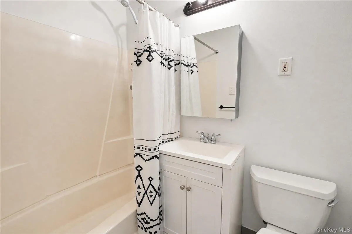 310 Riverside Boulevard, Long Beach, NY, 1 Bedroom Bedrooms, 3 Rooms Rooms,1 BathroomBathrooms,Residential,For Rent,Riverside,0,1014210 310 Riverside Boulevard, Long Beach, NY, 1 Bedroom Bedrooms, 3 Rooms Rooms,1 BathroomBathrooms,Residential,For Rent,Riverside,0,1014210