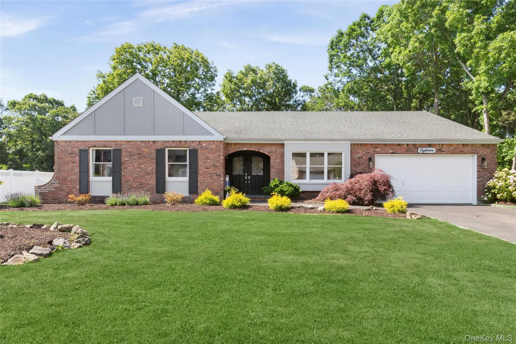 18 Ashford Drive, Islip, NY, 3 Bedrooms Bedrooms, 8 Rooms Rooms,2 BathroomsBathrooms,Residential,For Rent,Ashford,0,1014211 18 Ashford Drive, Islip, NY, 3 Bedrooms Bedrooms, 8 Rooms Rooms,2 BathroomsBathrooms,Residential,For Rent,Ashford,0,1014211