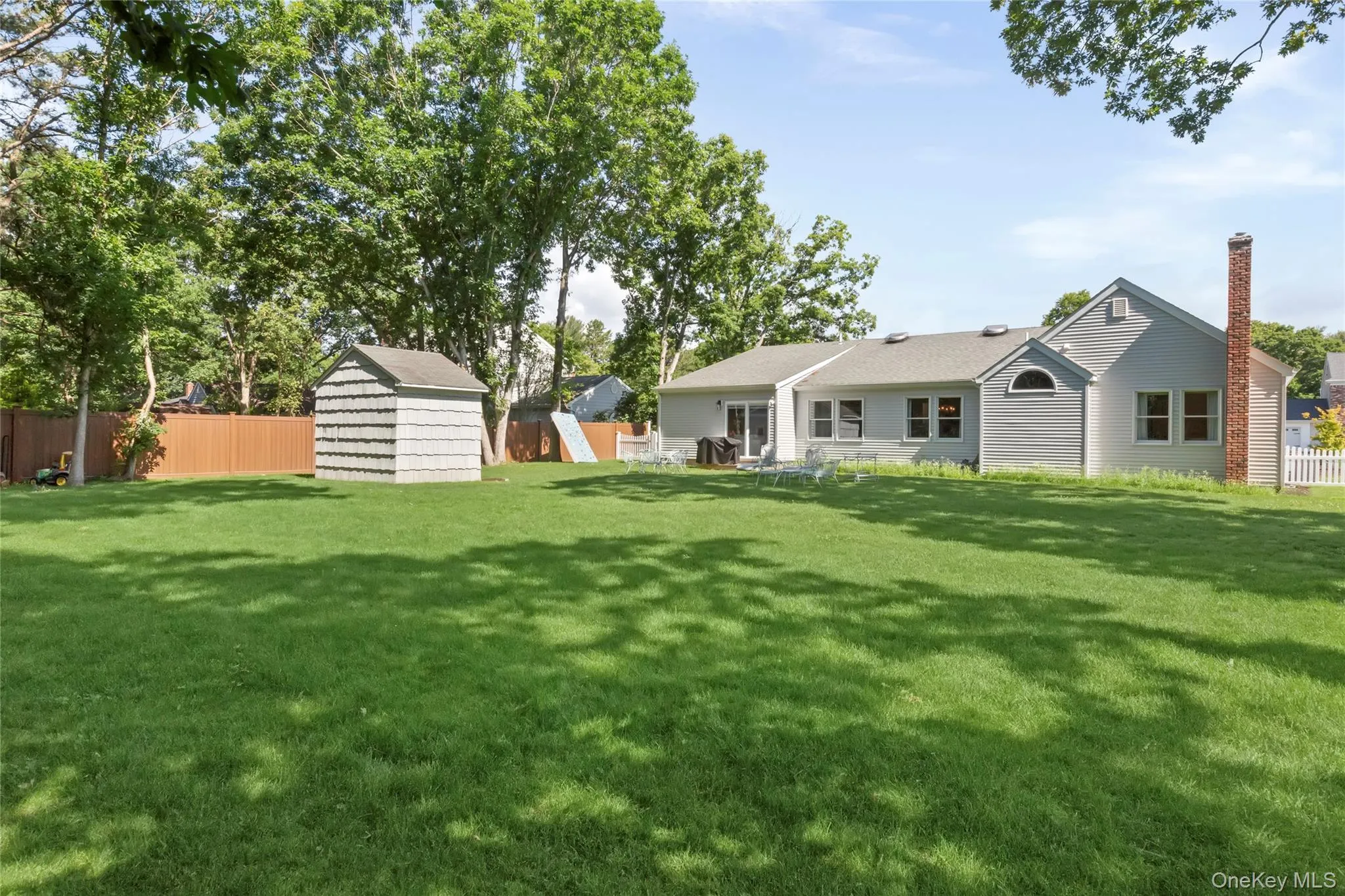 18 Ashford Drive, Islip, NY, 3 Bedrooms Bedrooms, 8 Rooms Rooms,2 BathroomsBathrooms,Residential,For Rent,Ashford,0,1014211 18 Ashford Drive, Islip, NY, 3 Bedrooms Bedrooms, 8 Rooms Rooms,2 BathroomsBathrooms,Residential,For Rent,Ashford,0,1014211