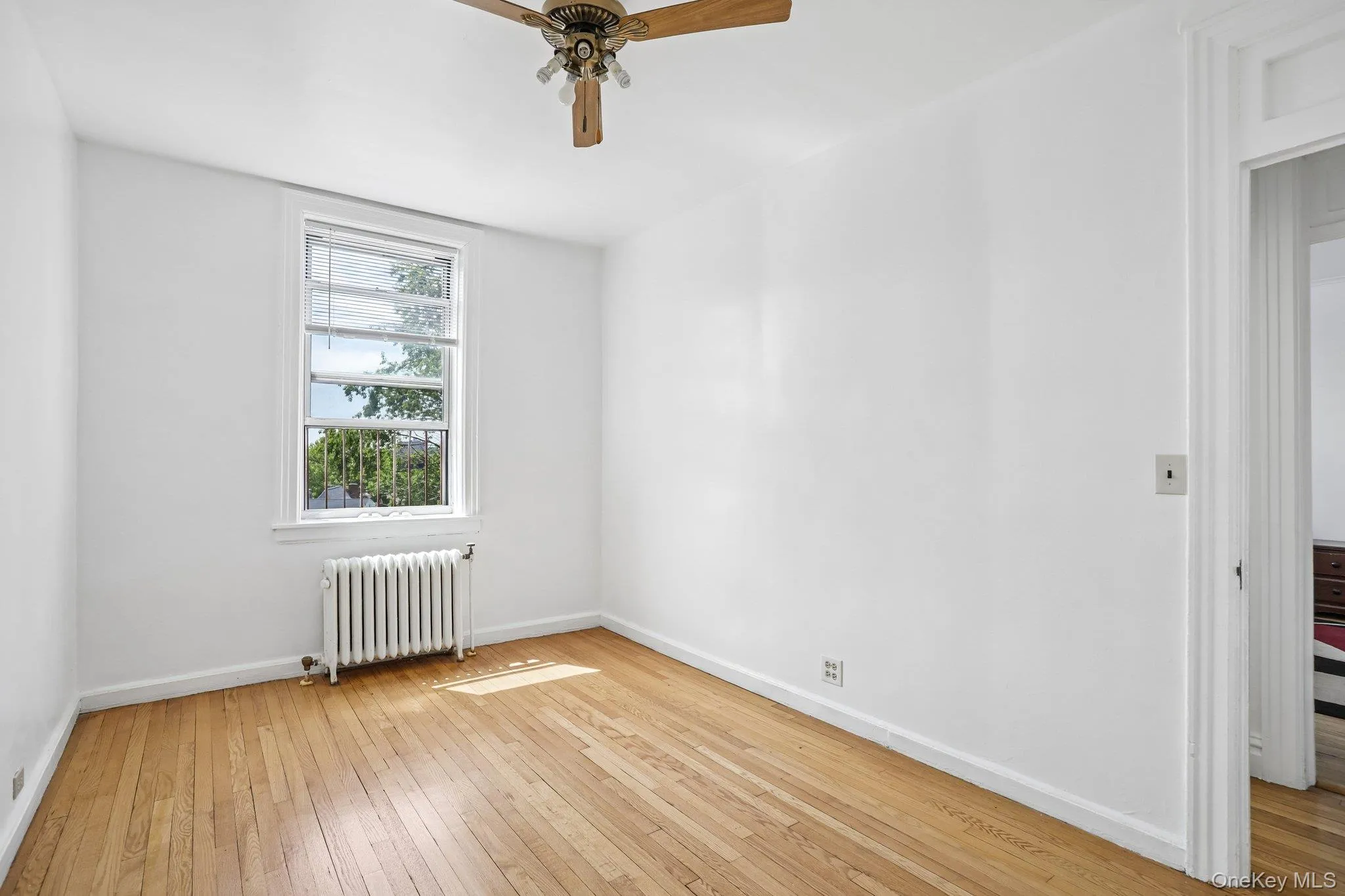 445 Gramatan Ave, Mount Vernon, NY, 2 Bedrooms Bedrooms, 4 Rooms Rooms,1 BathroomBathrooms,Residential,For Rent,Gramatan Ave,0,1014213 445 Gramatan Ave, Mount Vernon, NY, 2 Bedrooms Bedrooms, 4 Rooms Rooms,1 BathroomBathrooms,Residential,For Rent,Gramatan Ave,0,1014213