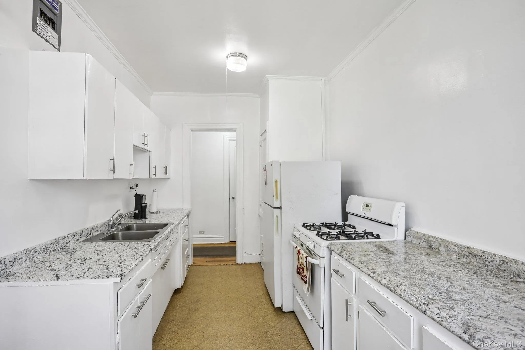445 Gramatan Ave, Mount Vernon, NY, 2 Bedrooms Bedrooms, 4 Rooms Rooms,1 BathroomBathrooms,Residential,For Rent,Gramatan Ave,0,1014213 445 Gramatan Ave, Mount Vernon, NY, 2 Bedrooms Bedrooms, 4 Rooms Rooms,1 BathroomBathrooms,Residential,For Rent,Gramatan Ave,0,1014213