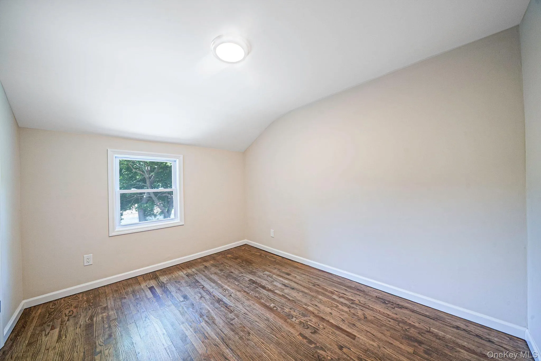 610 Americus Avenue, Brookhaven, NY, 4 Bedrooms Bedrooms, 8 Rooms Rooms,1 BathroomBathrooms,Residential Lease,For Rent,Americus,0,1014217 610 Americus Avenue, Brookhaven, NY, 4 Bedrooms Bedrooms, 8 Rooms Rooms,1 BathroomBathrooms,Residential Lease,For Rent,Americus,0,1014217